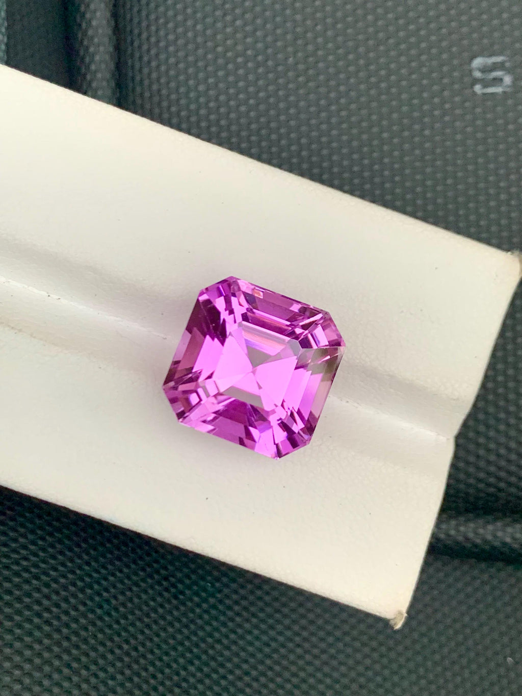 Deep Pink Kunzite Gemstone: 17.53 CT Asscher Cut Loose Stone