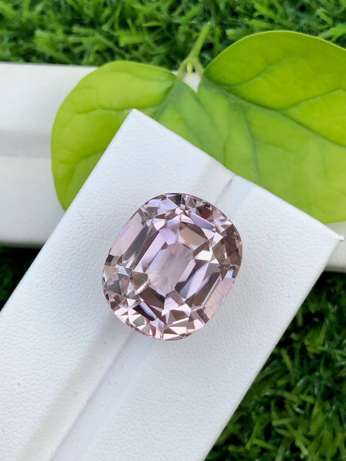 Peach Pink Kunzite Gemstone: 34.10 CT Faceted Cushion Cut