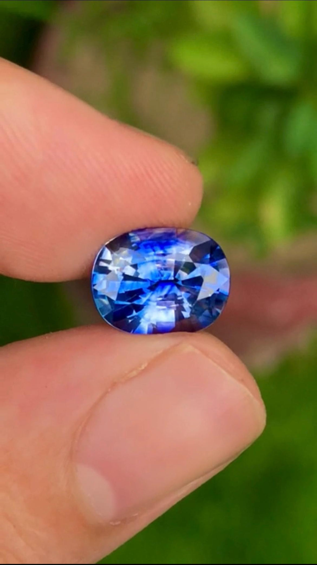 Cornflower Blue Sapphire 3.58ct Oval Cut – Sri Lanka