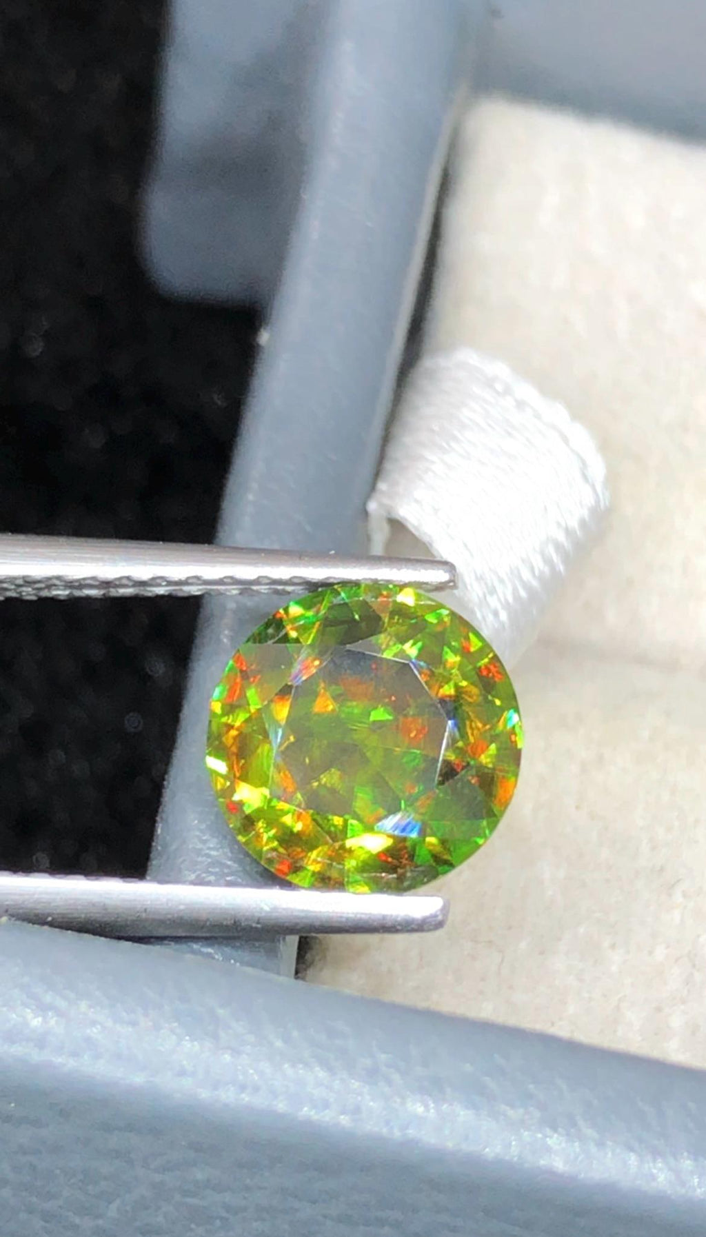 Chrome Sphene 1.75ct Round Cut From Madagascar