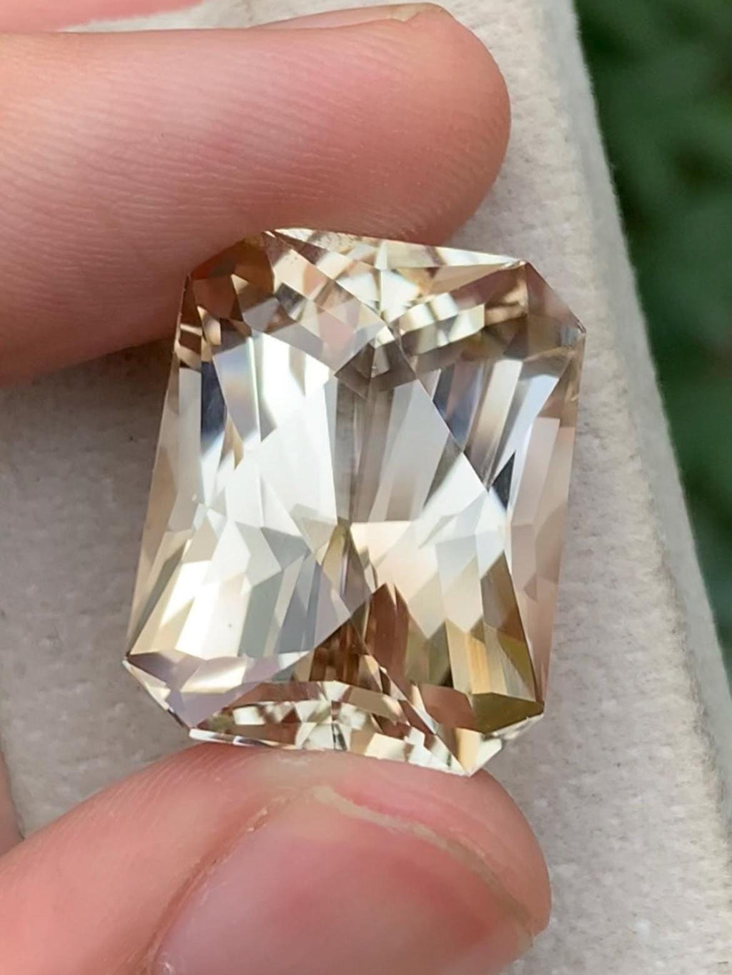 Golden Topaz 36.80ct Fancy Octagonal Cut – Skardu Pakistan