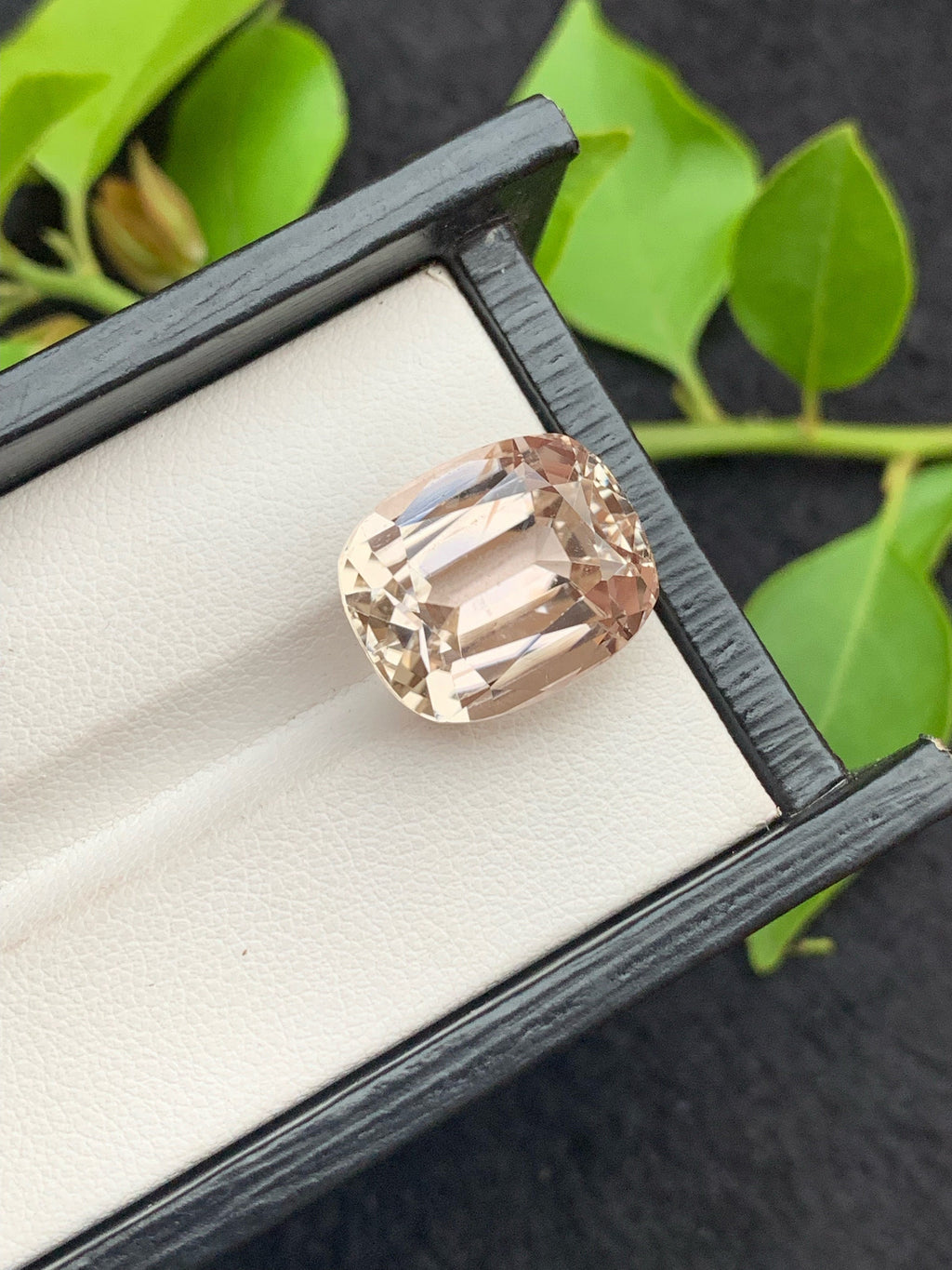 Yellow Kunzite Gemstone: 17.25 Carat Cushion Cut Triphane