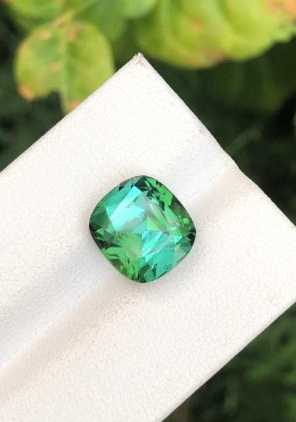 Green Tourmaline 6.60ct Cushion Cut Gemstone with Vibrant Luster