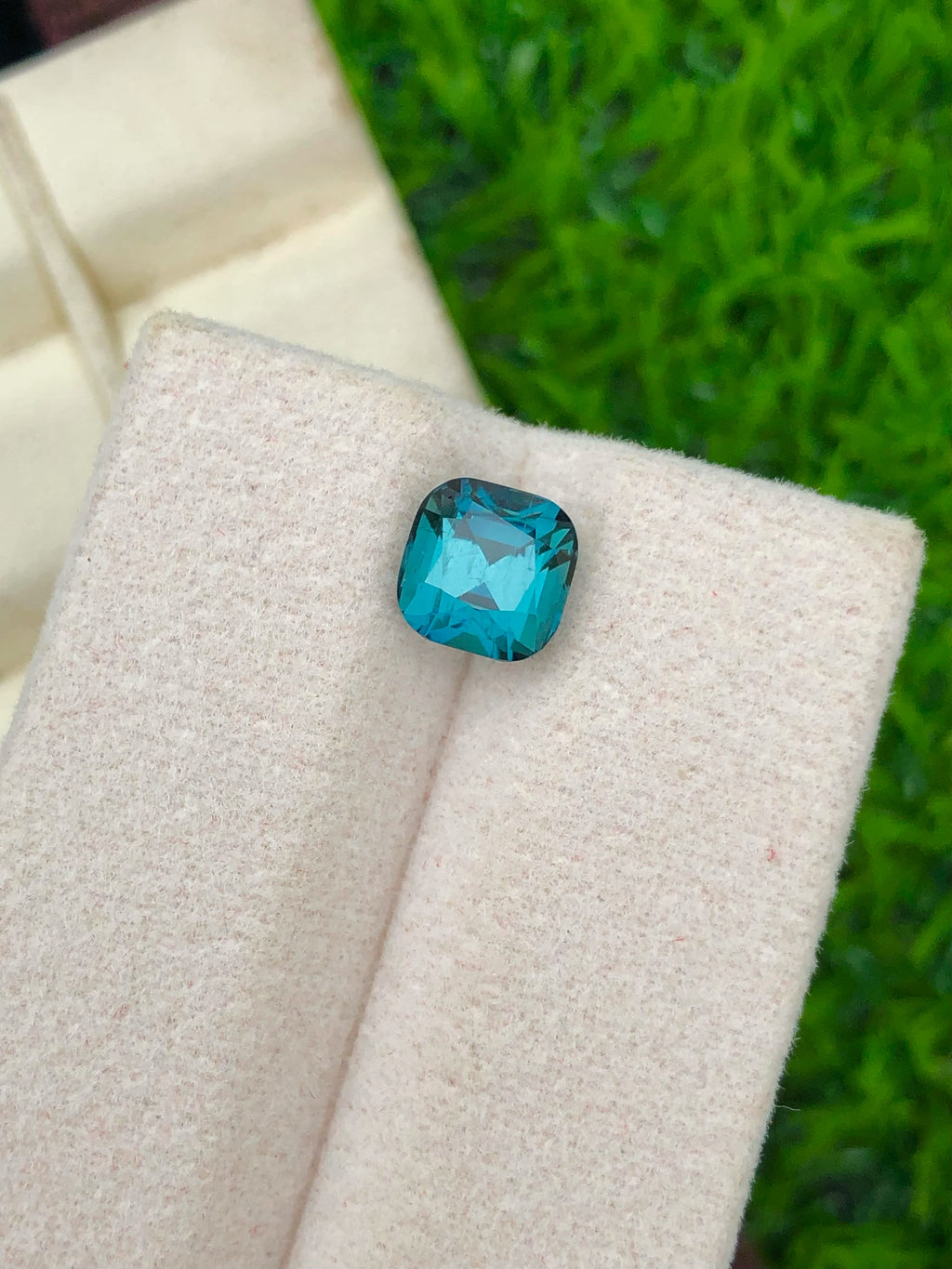 Lagoon Blue Tourmaline Stone: 1.85 CT Faceted Cushion Gemstone