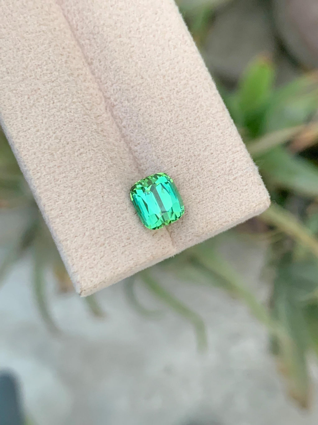 Natural Bluish Green Tourmaline Gemstone: Cushion Cut, 2.55 CT
