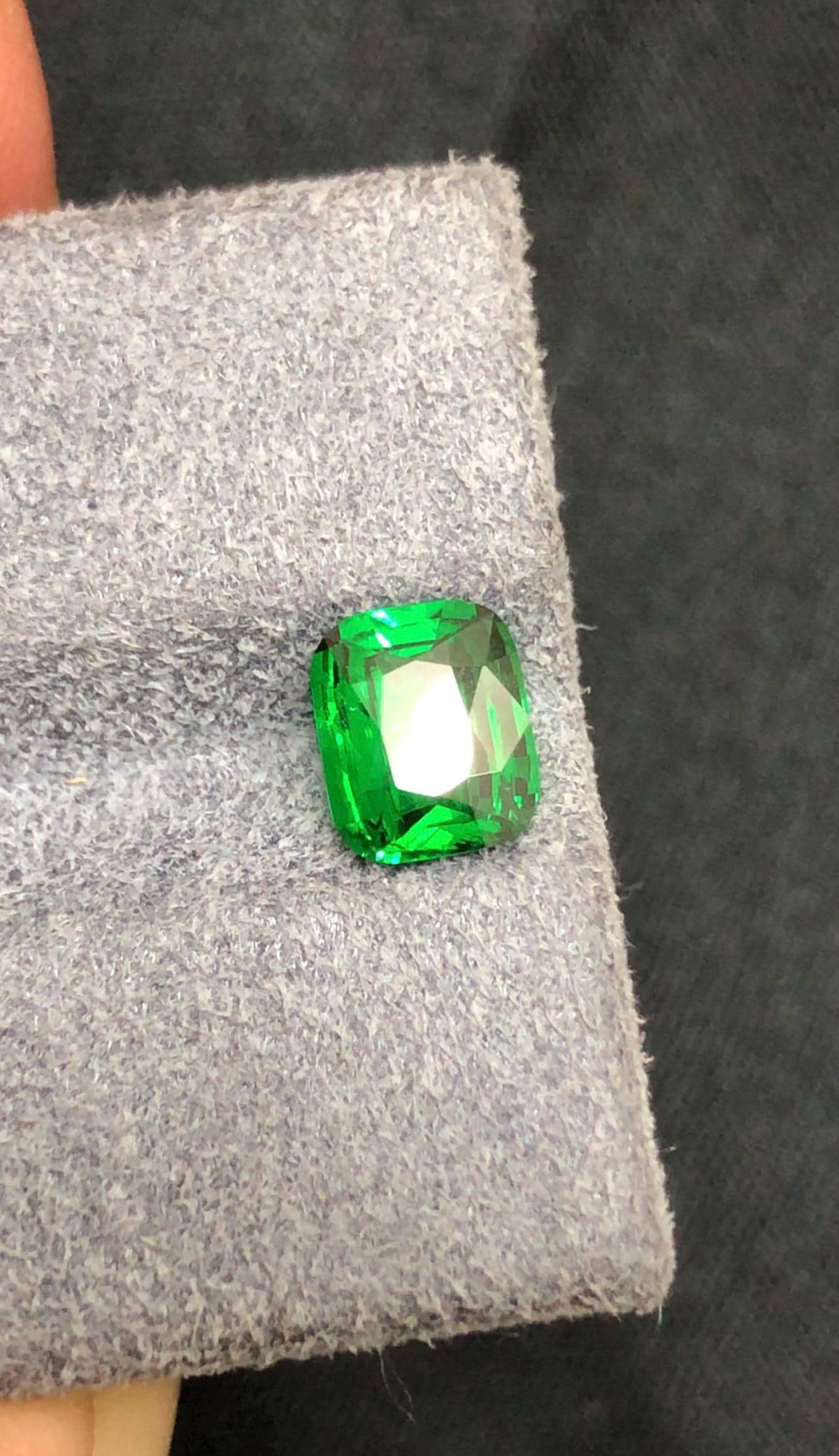 Tsavorite Garnet 1ct Cushion Cut Green Gemstone Tanzania Fine Collector Stone