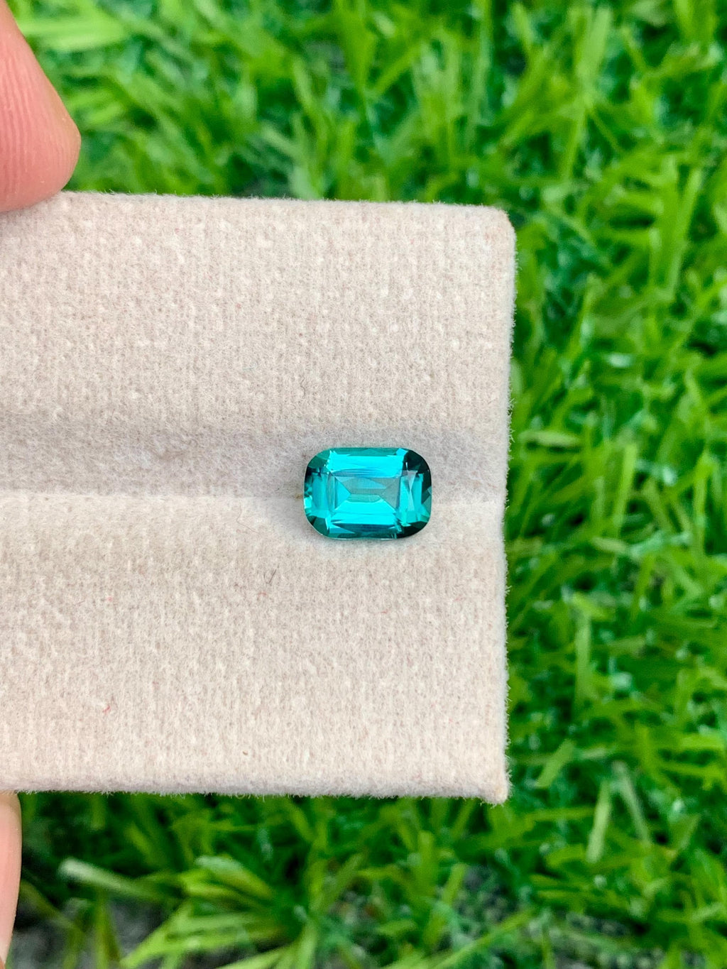 Green Tourmaline Gemstone: 0.90 CT Faceted Cushion Cut, Afghanistan