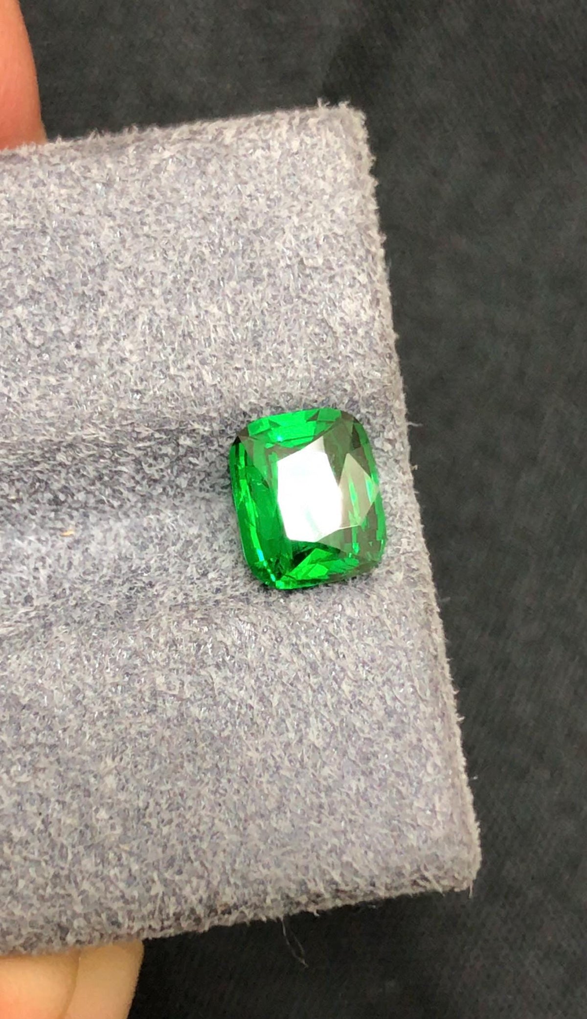 Tsavorite Garnet 1ct Cushion Cut Green Gemstone Tanzania Fine Collector Stone