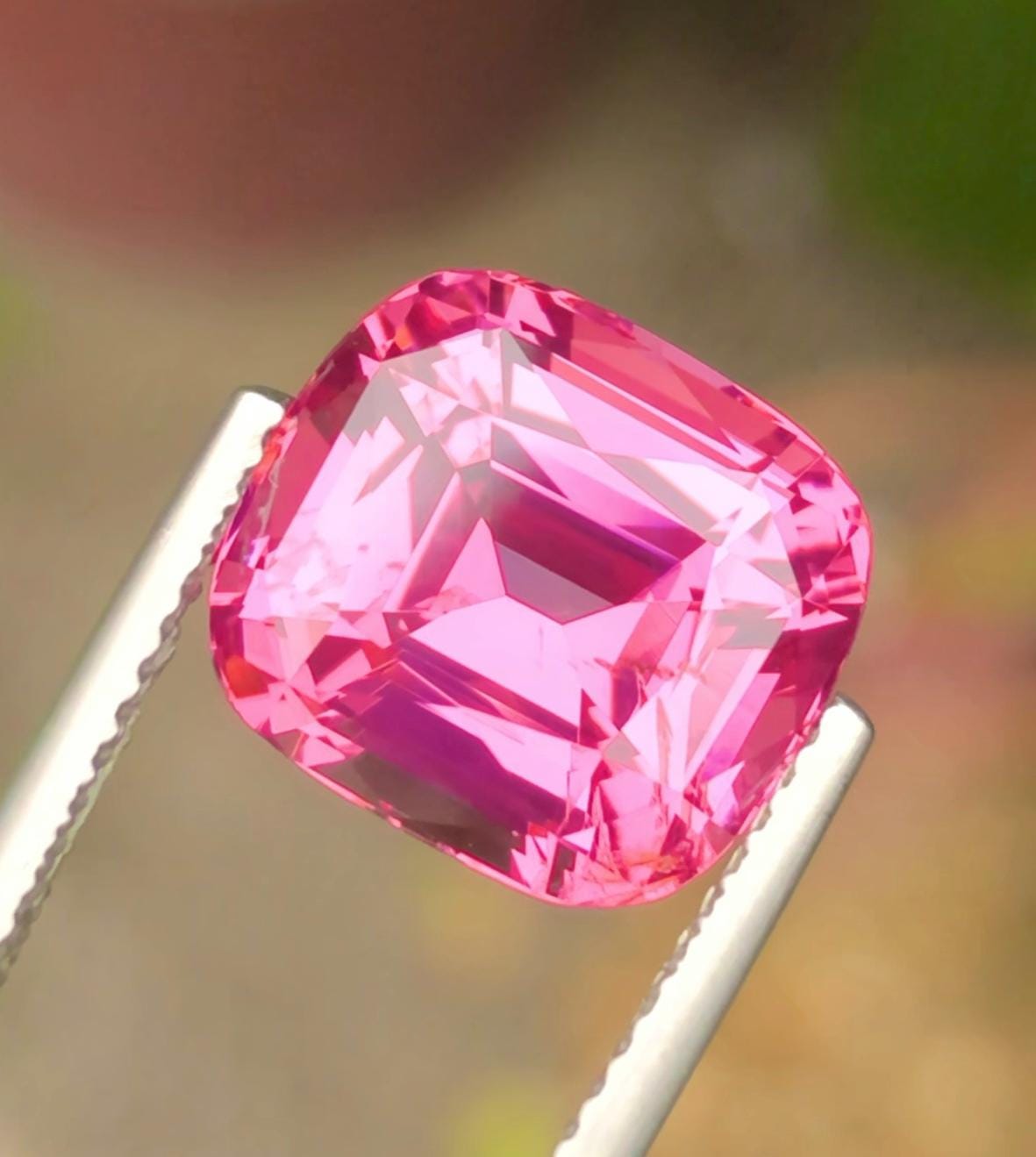 Vivid Pink Mahenge Spinel,6.40 Cts Top Quality Mahenge Spinel from Tanzania