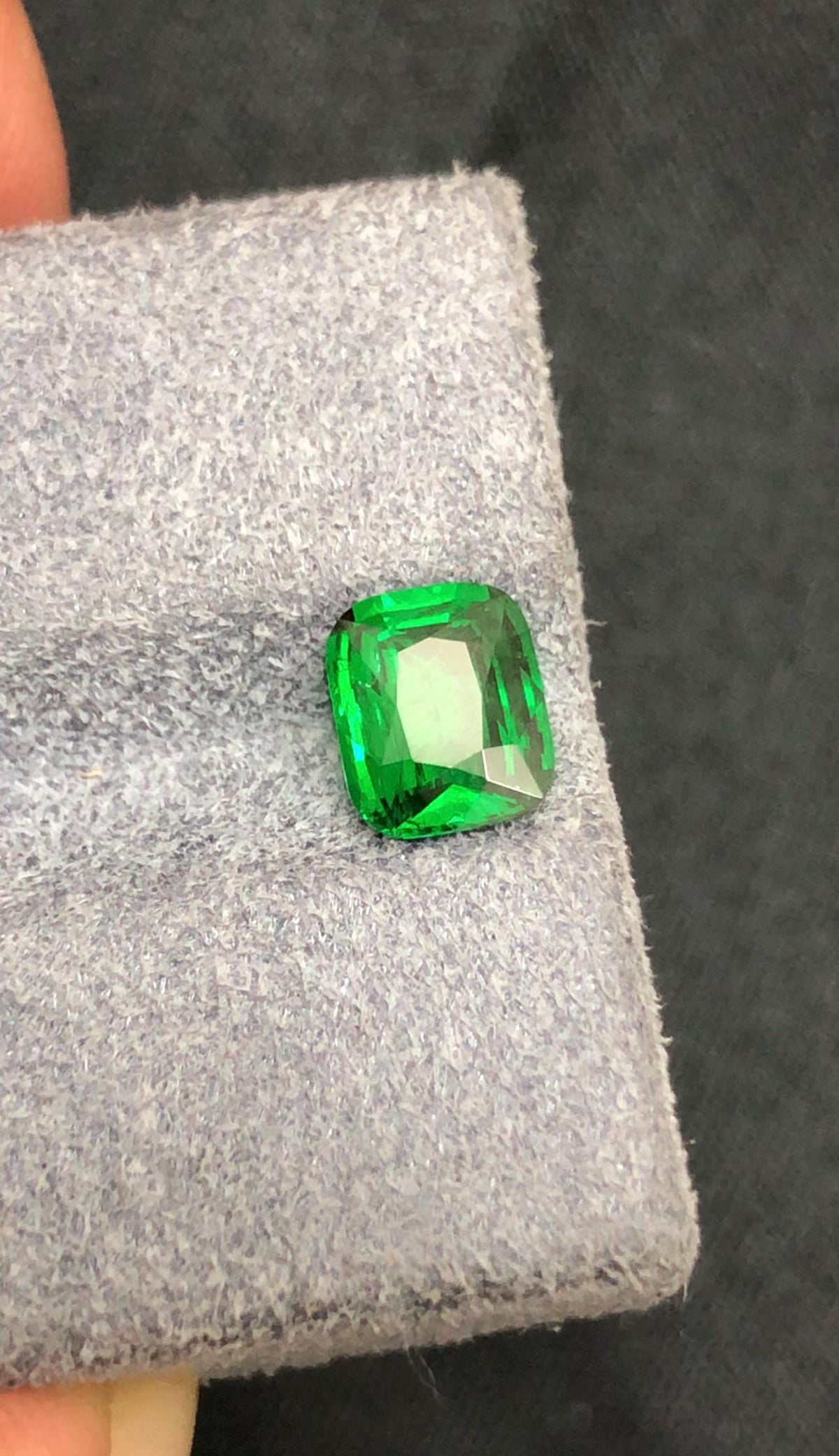 Tsavorite Garnet 1ct Cushion Cut Green Gemstone Tanzania Fine Collector Stone
