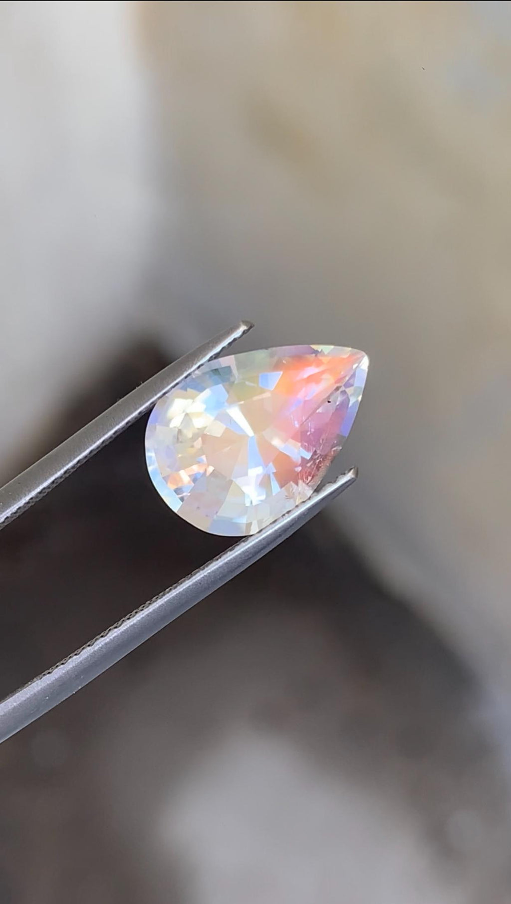 Rainbow Moonstone Gemstone: Pear Shape, VVS Clarity, Madagascar Origin