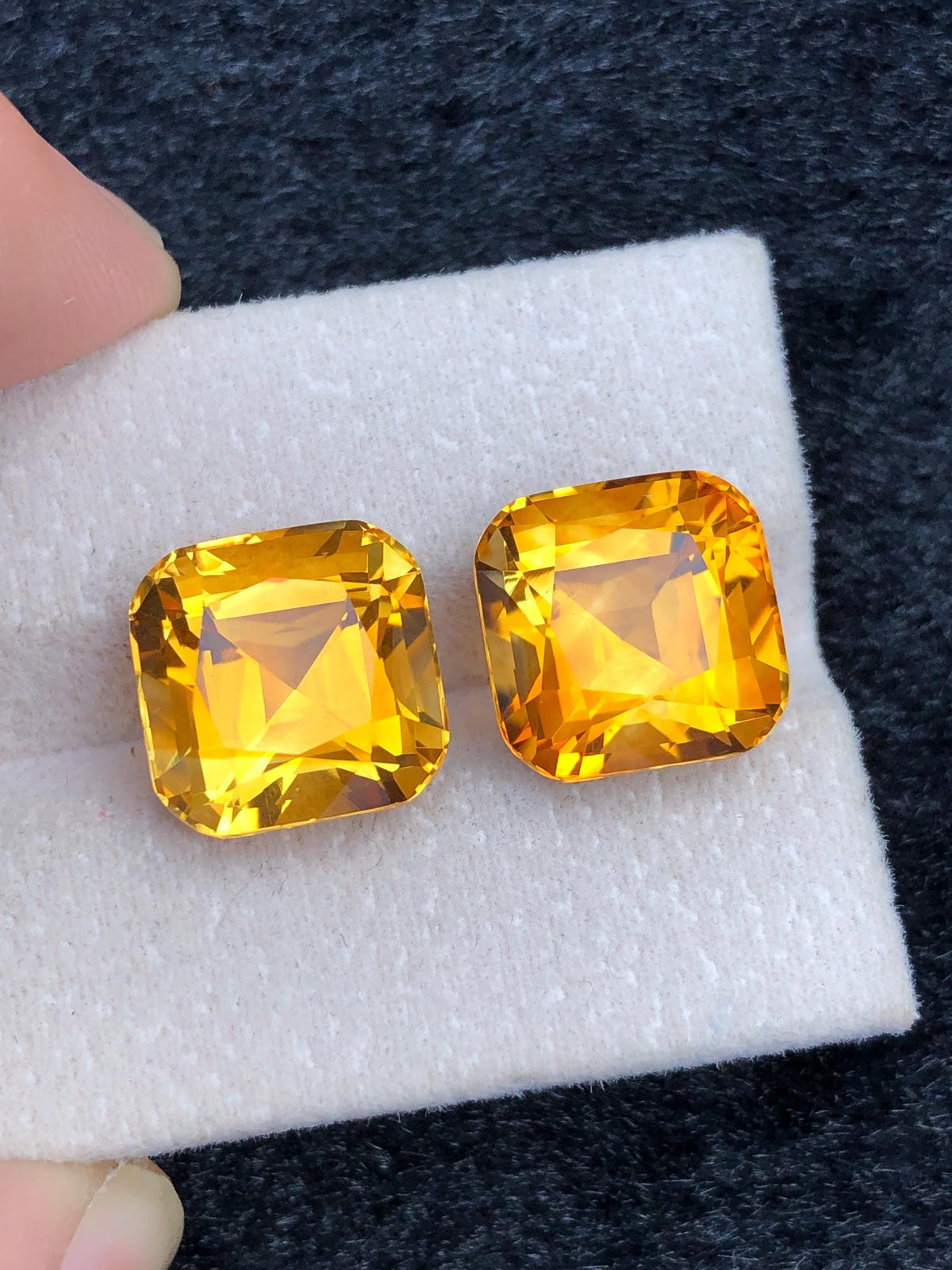 Natural Madeira Citrine Gemstone Pair: Fine Orange Vintage Stone - 15.65 Carat