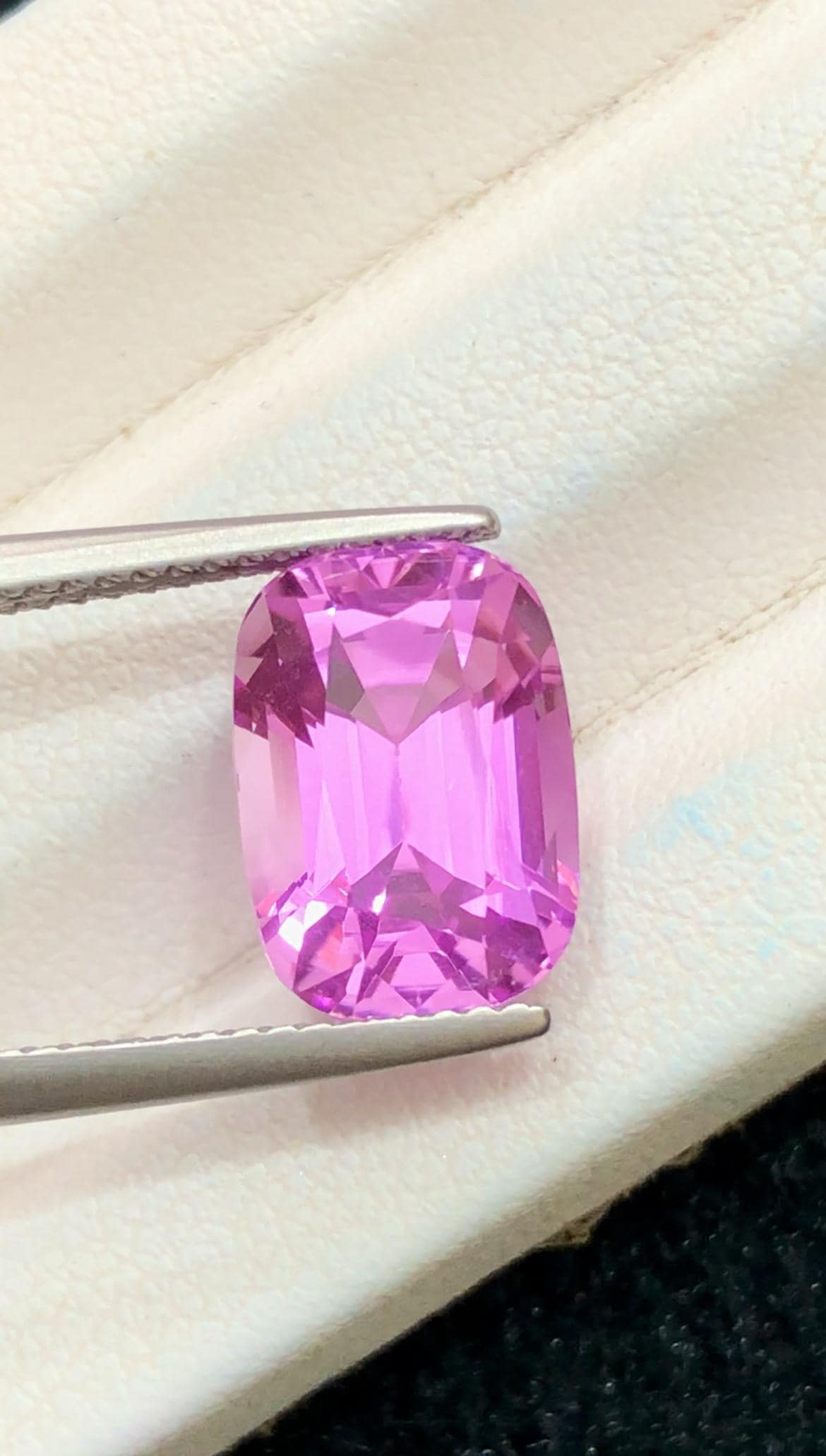 Pink Kunzite 5.55ct Cushion Cut – Afghanistan – Vibrant Pastel Pink Gemstone