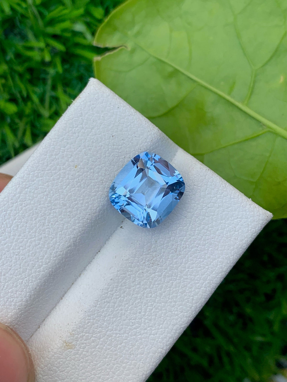 Santa Maria Aquamarine Gemstone: 3.60 CT Deep Blue Cushion Cut