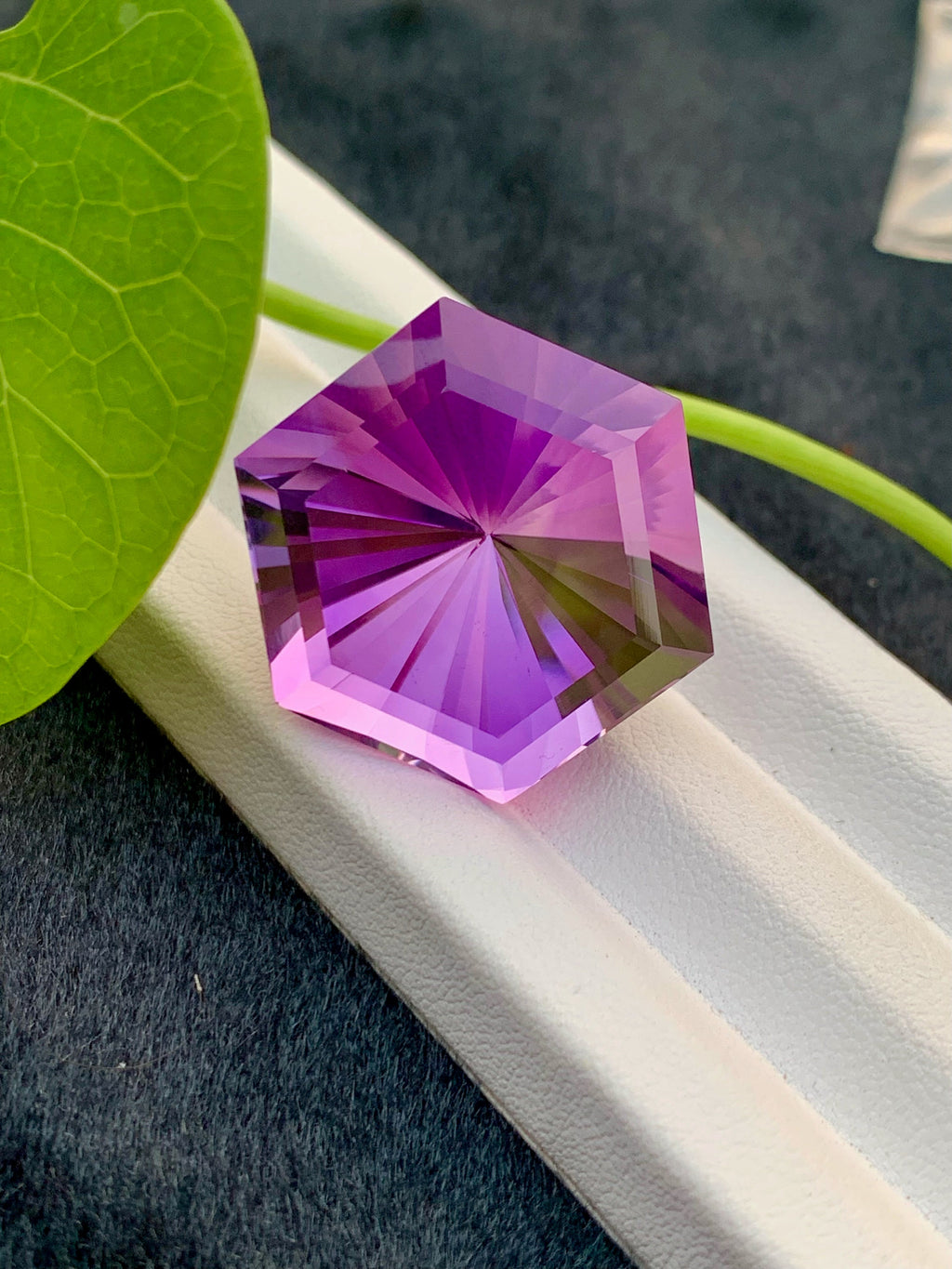 Pink Purple Amethyst Gemstone: 52.00 CT Fancy Cut Stone