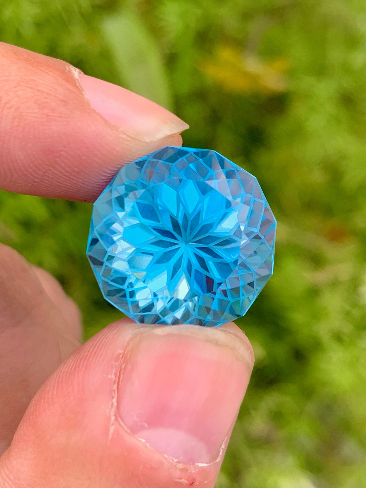 Precision Flower Cut Swiss Electric Blue Topaz Loose Gemstone 32.90 carat