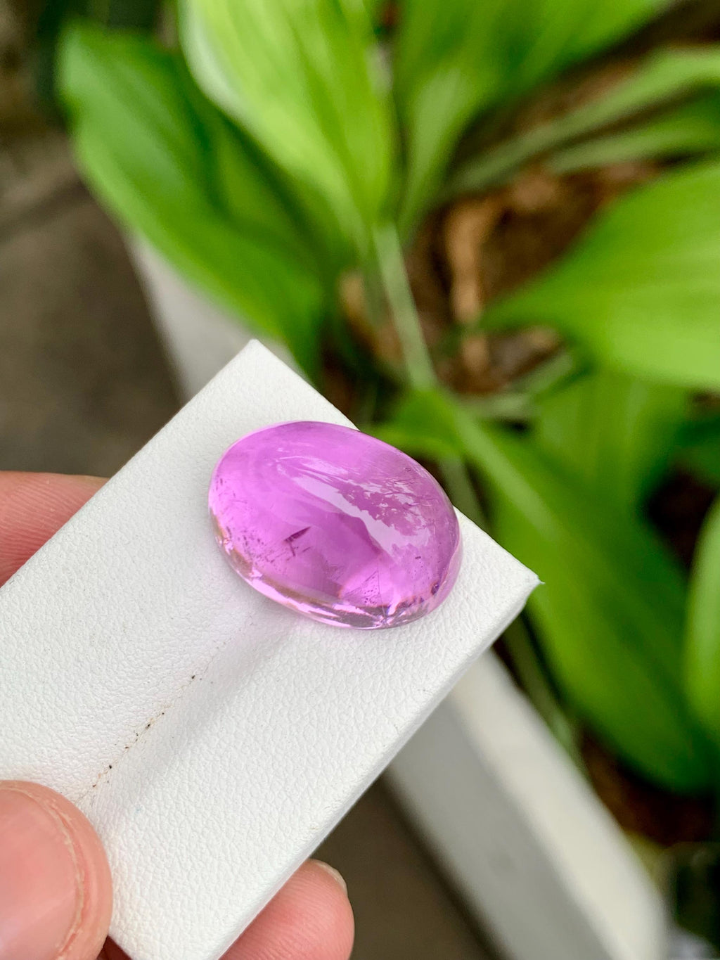 Natural Deep Pink Kunzite Cabochon – 33.45 Carat oval shape