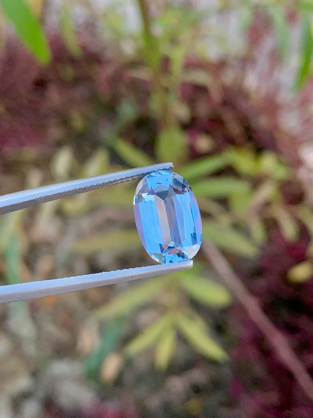 Santa Maria Blue Aquamarine Gemstone: 4.40 CT Brazilian Oval Cut