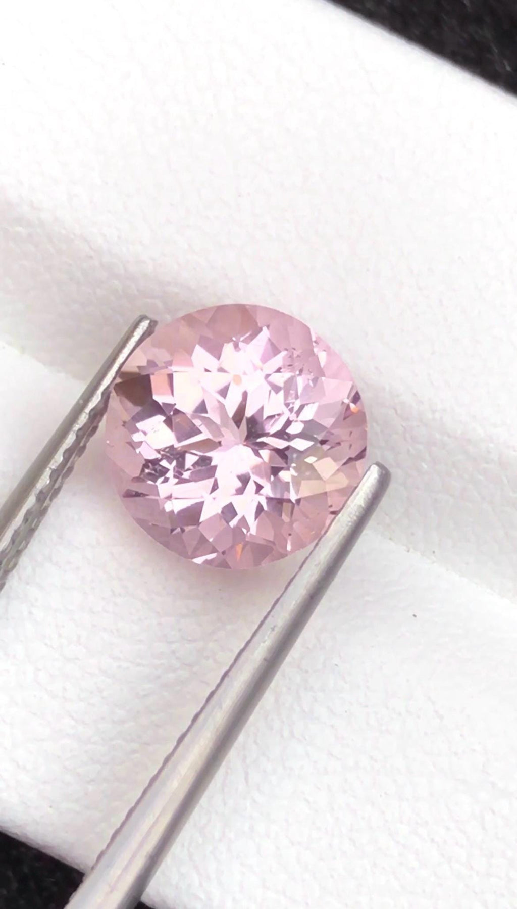 Pink Morganite 3.30 ct Round Cut – From Pakistan