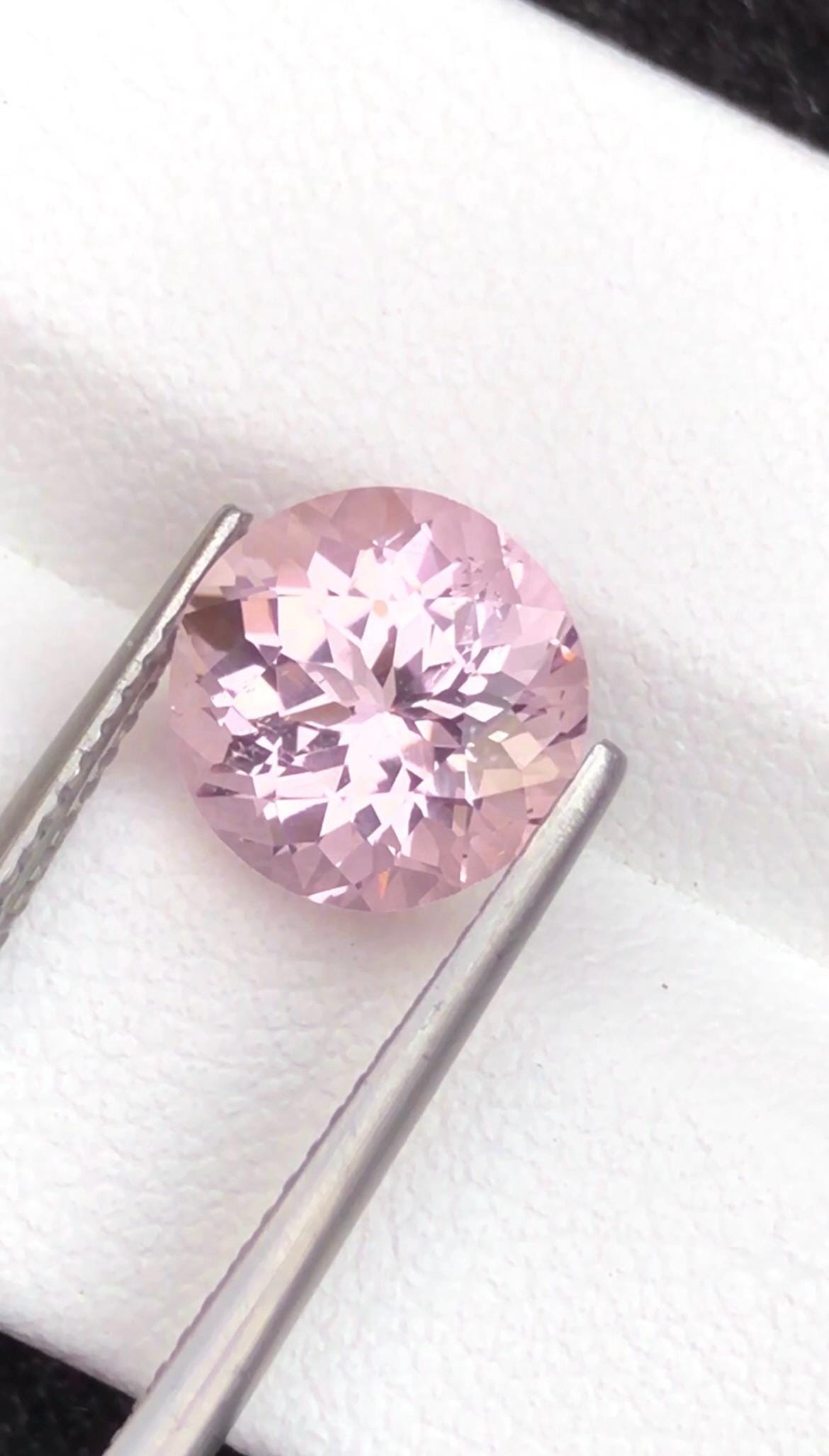 Pink Morganite 3.30 ct Round Cut – From Pakistan