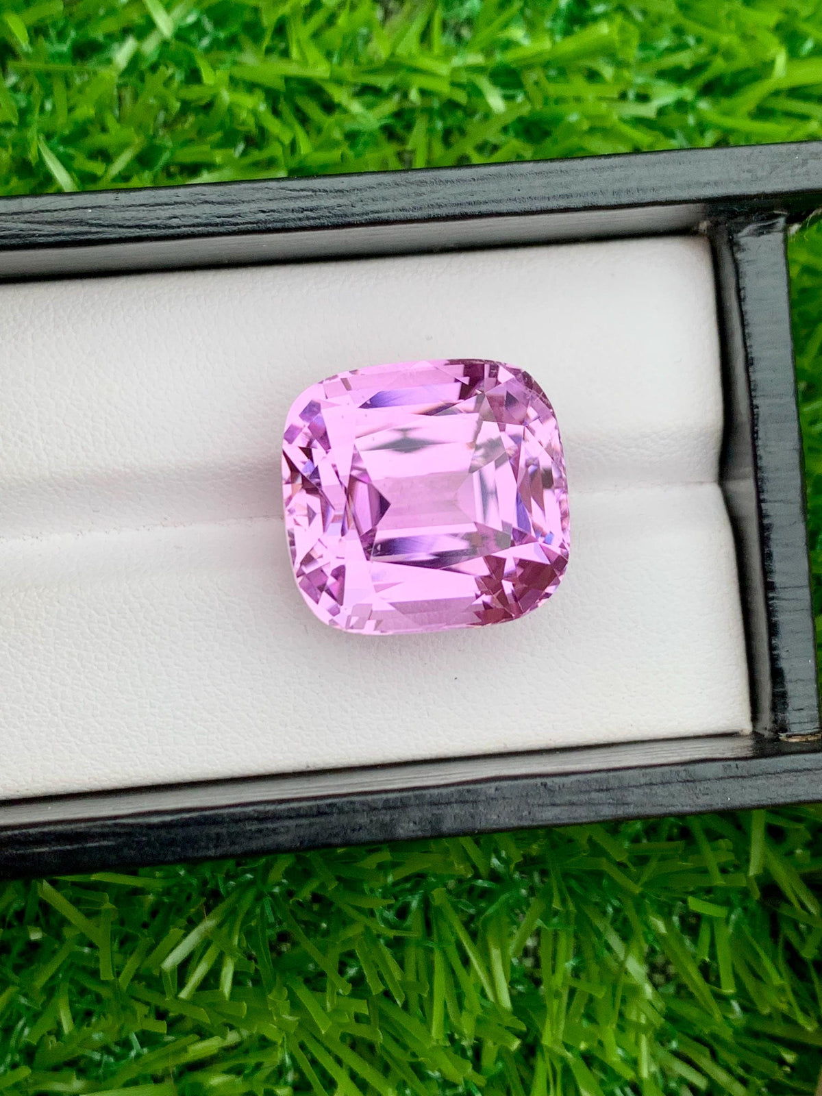 Lilac Pink Kunzite Gemstone: 40.35 CT Cushion Cut, Afghanistan Origin
