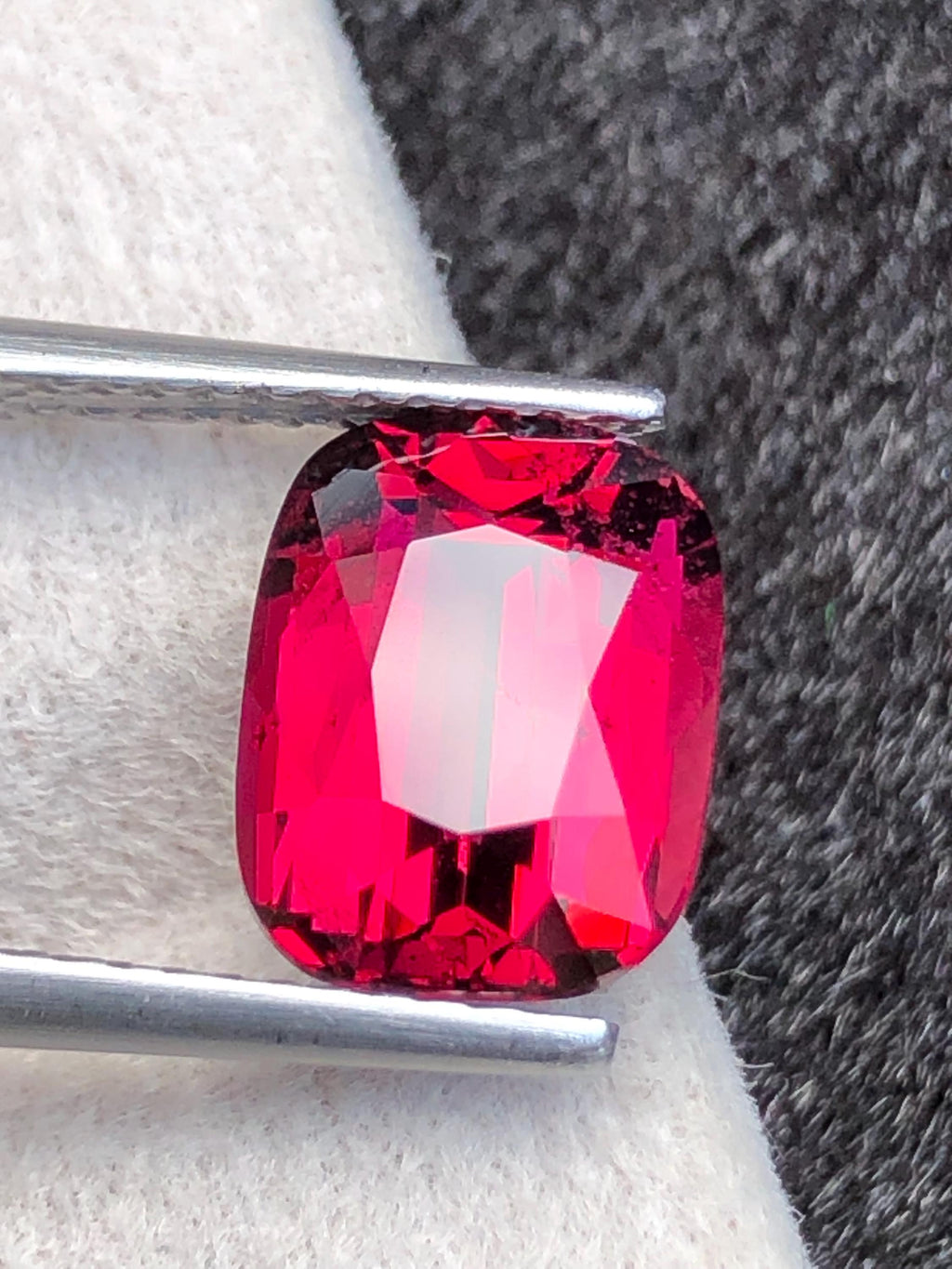 Rhodolite Garnet 3.59ct Cushion Cut Raspberry Pink from Tanzania