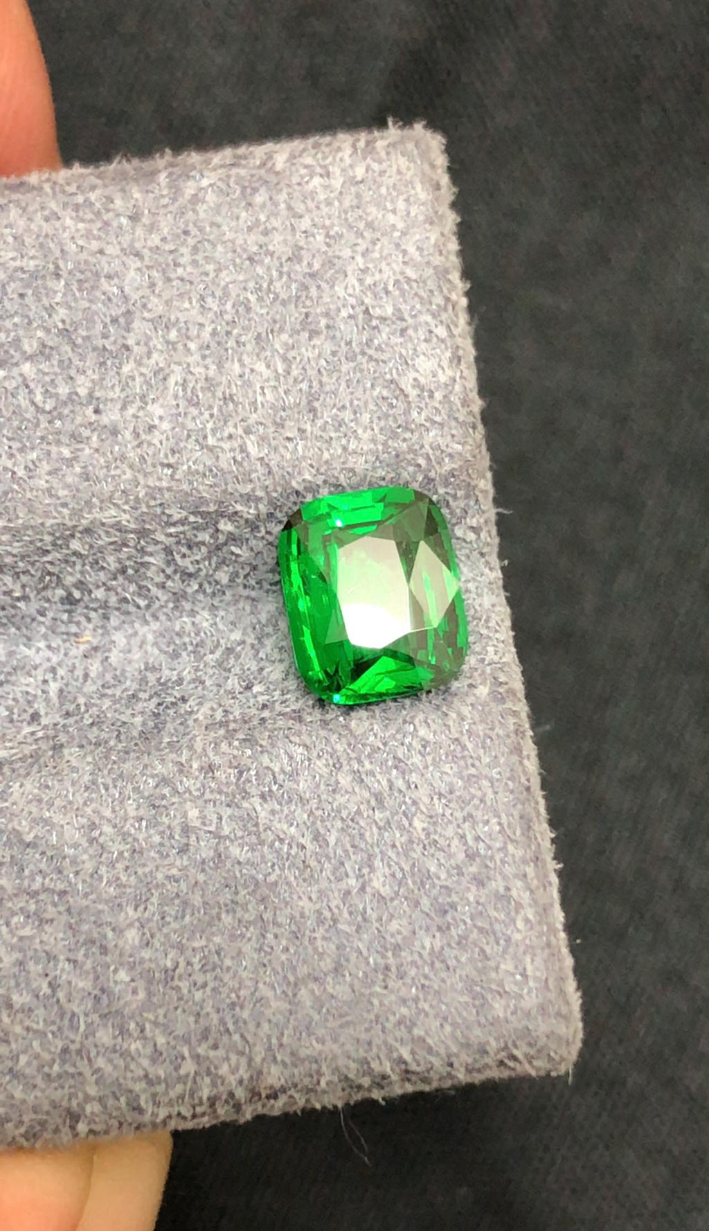 Tsavorite Garnet 1ct Cushion Cut Green Gemstone Tanzania Fine Collector Stone