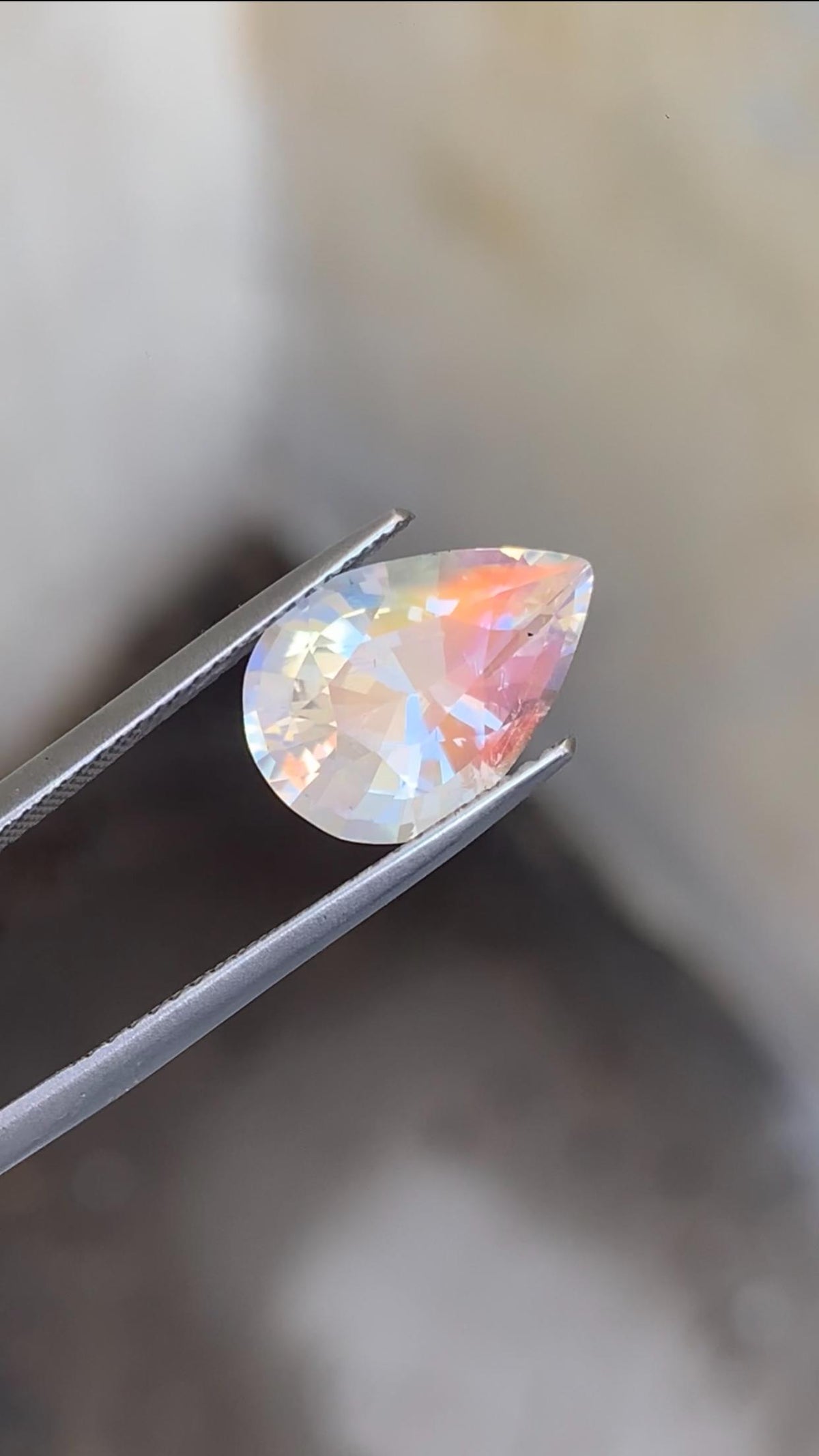 Rainbow Moonstone Gemstone: Pear Shape, VVS Clarity, Madagascar Origin
