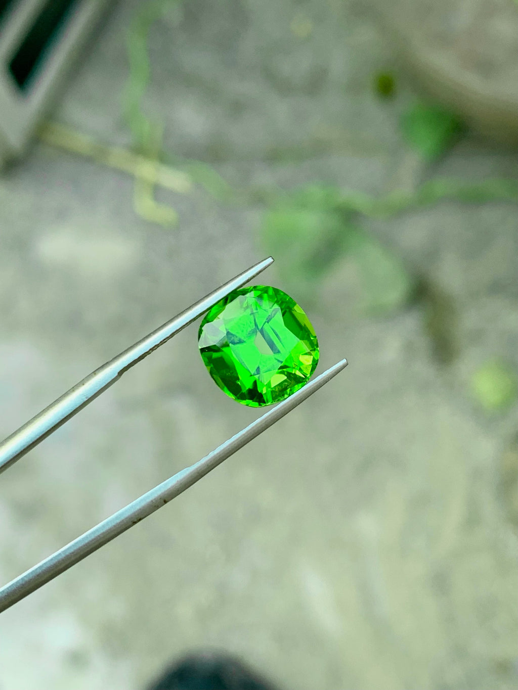 Olive Green Peridot Gemstone: 6.35 CT Natural Cushion Cut