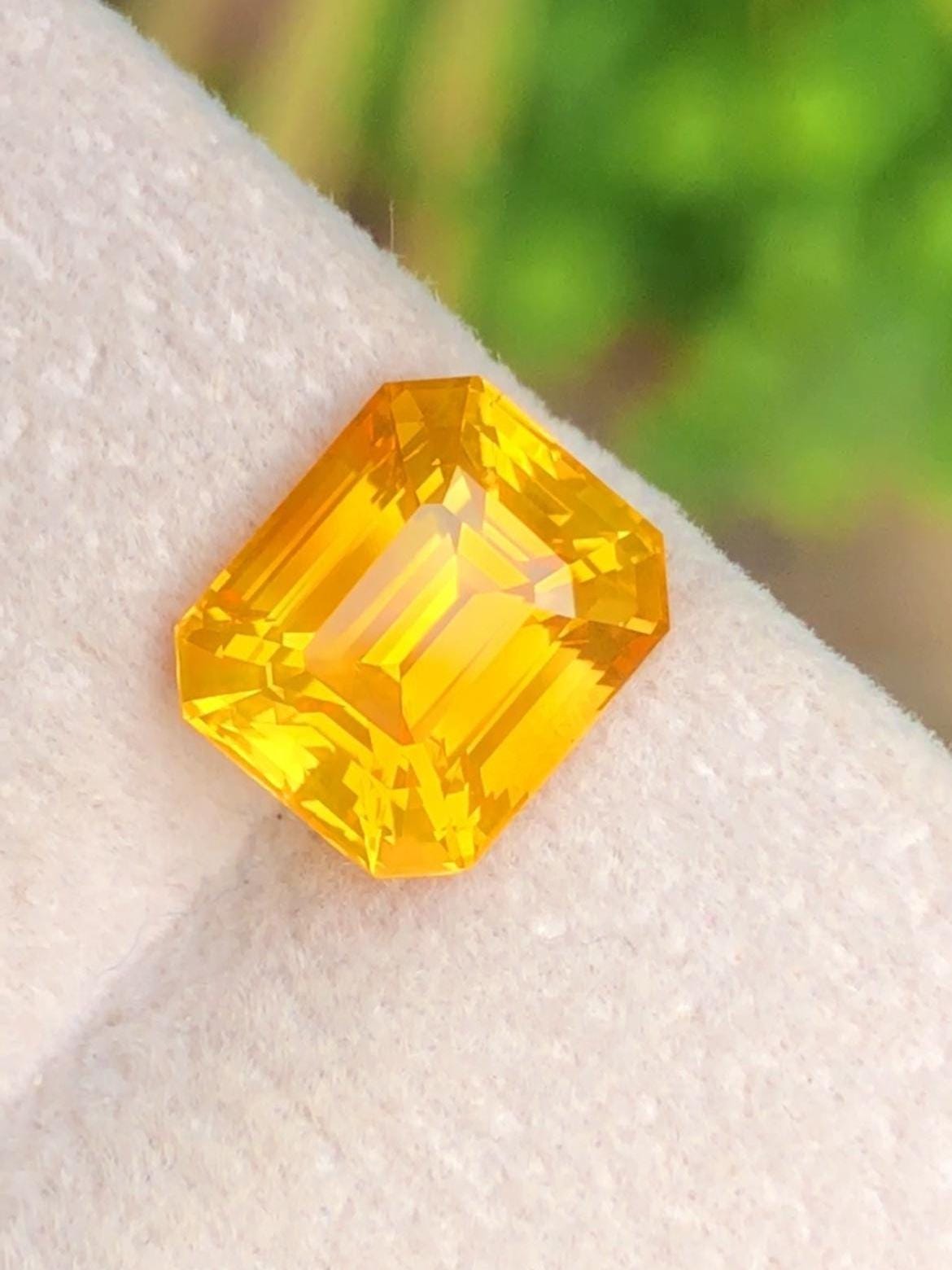 Yellow Sapphire 3.52 ct Emerald Octagonal Cut Madagascar With Certificate
