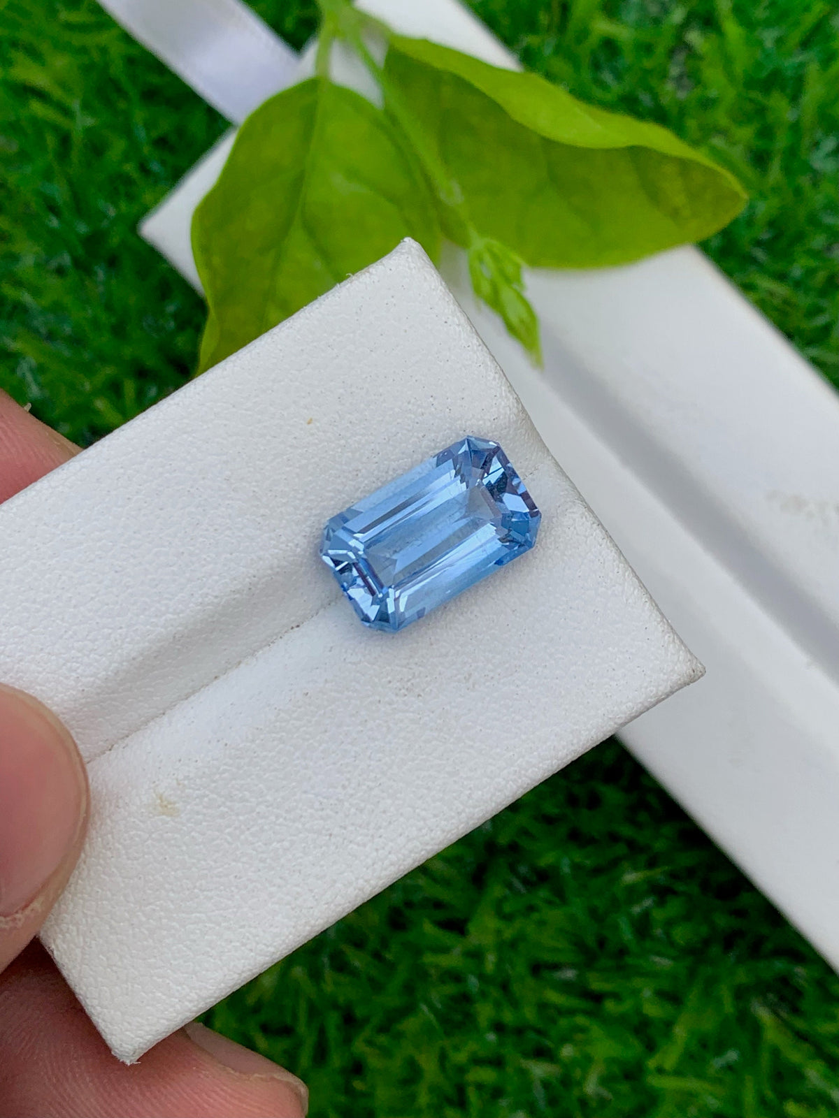 Santa Maria Aquamarine Gemstone: 4.80 CT Emerald Cut Ring Stone