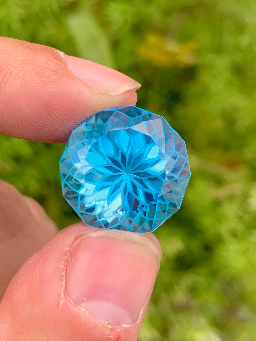Precision Flower Cut Swiss Electric Blue Topaz Loose Gemstone 32.90 carat
