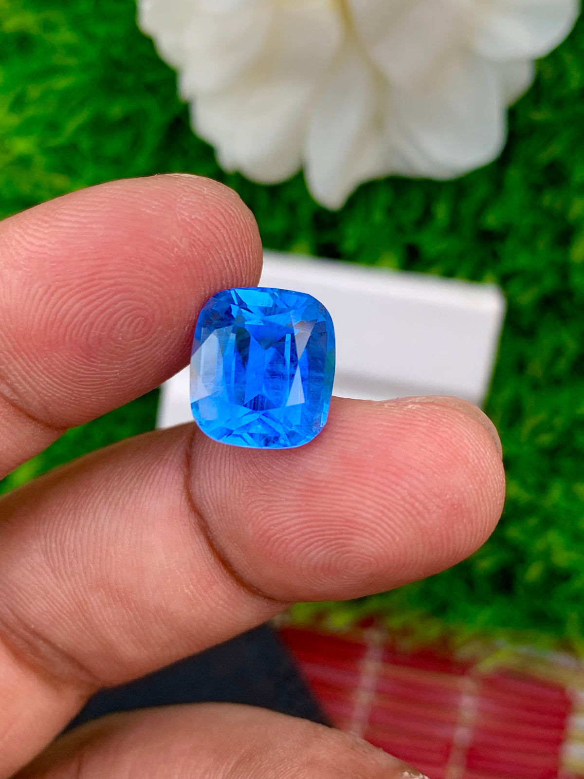 Santa Maria Aquamarine Gemstone: 6.55 ct Fancy Cut Loose Stone