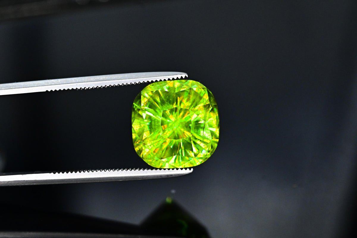 Natural Green Sphene Gemstone: 8.35 CT Cushion Cut Jewelry Stone