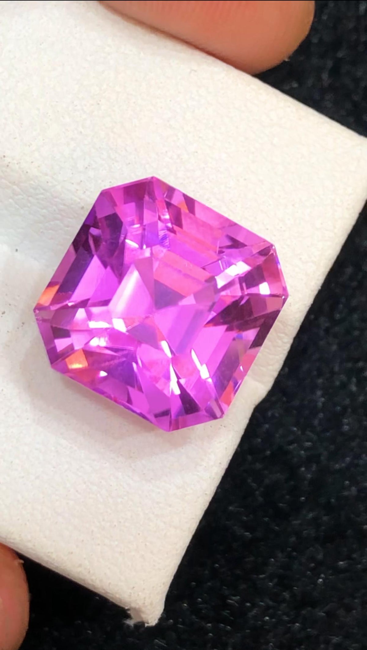 Pink Kunzite Asscher Cut Gemstone – 16.00 Carats (Afghanistan)