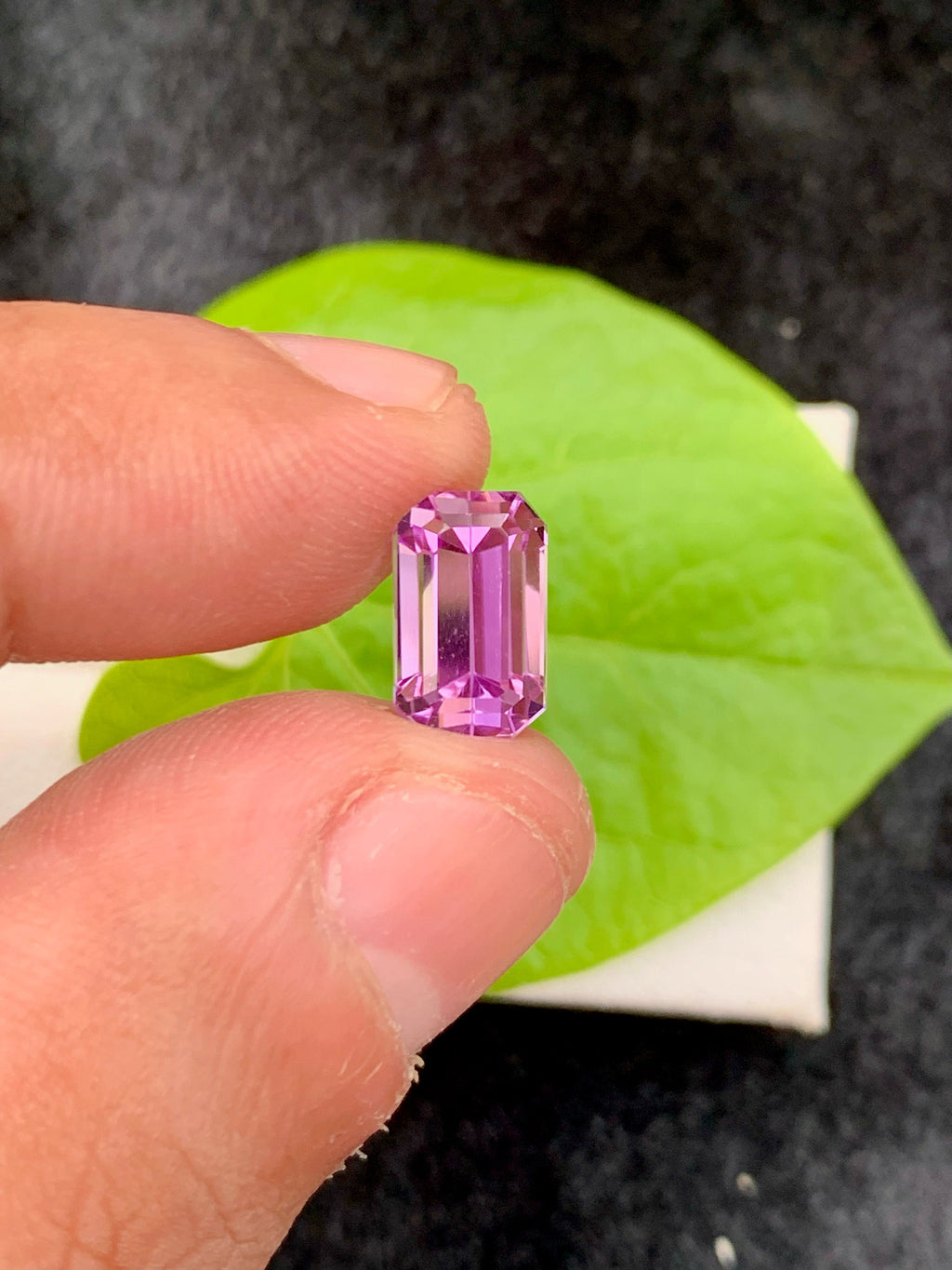 Emerald Cut Kunzite Gemstone: 6.55 CT Magenta Loose Stone