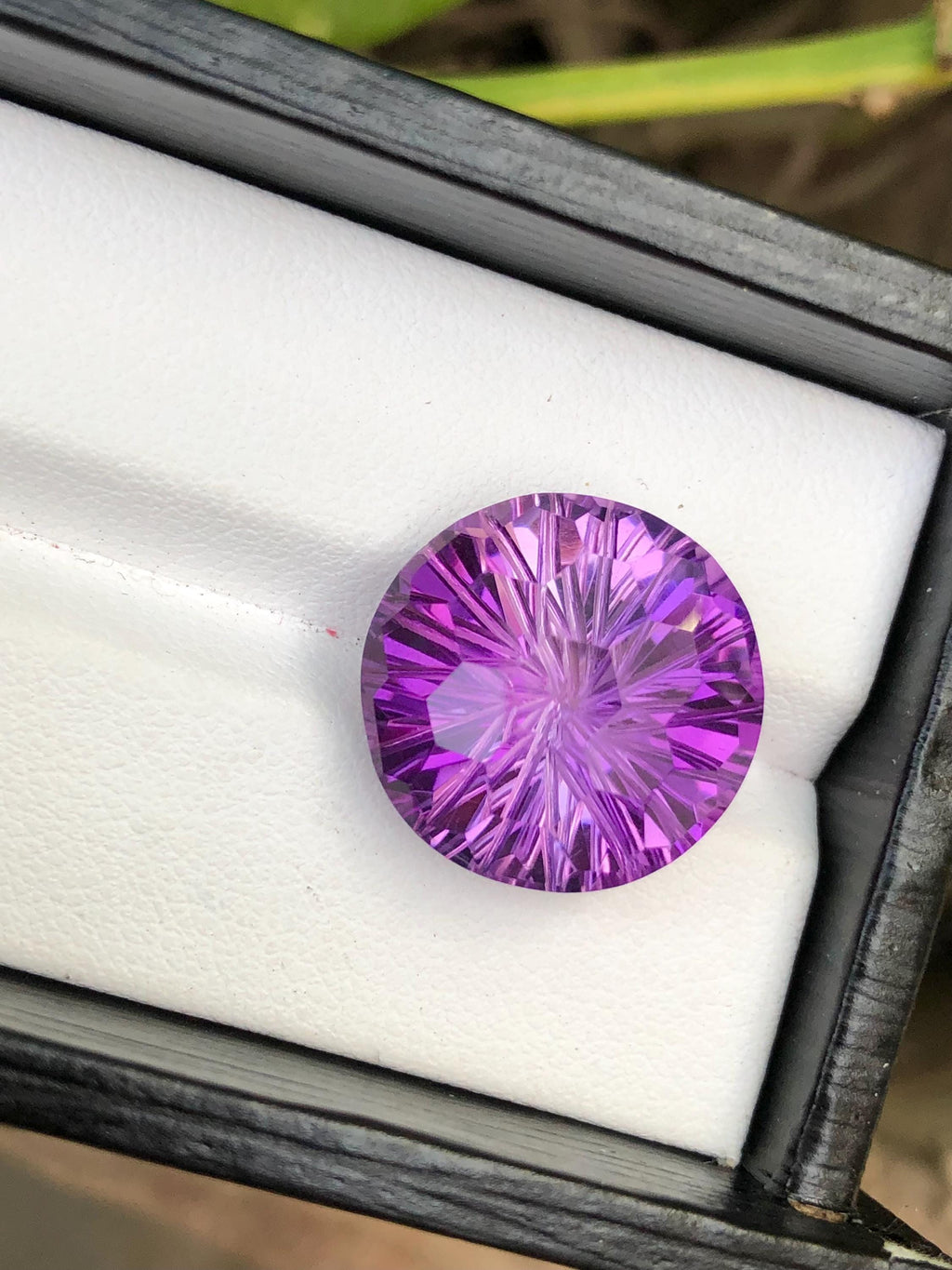 Laser Cut Round Amethyst Gemstone: Loose Purple Stone, 18.85 CT