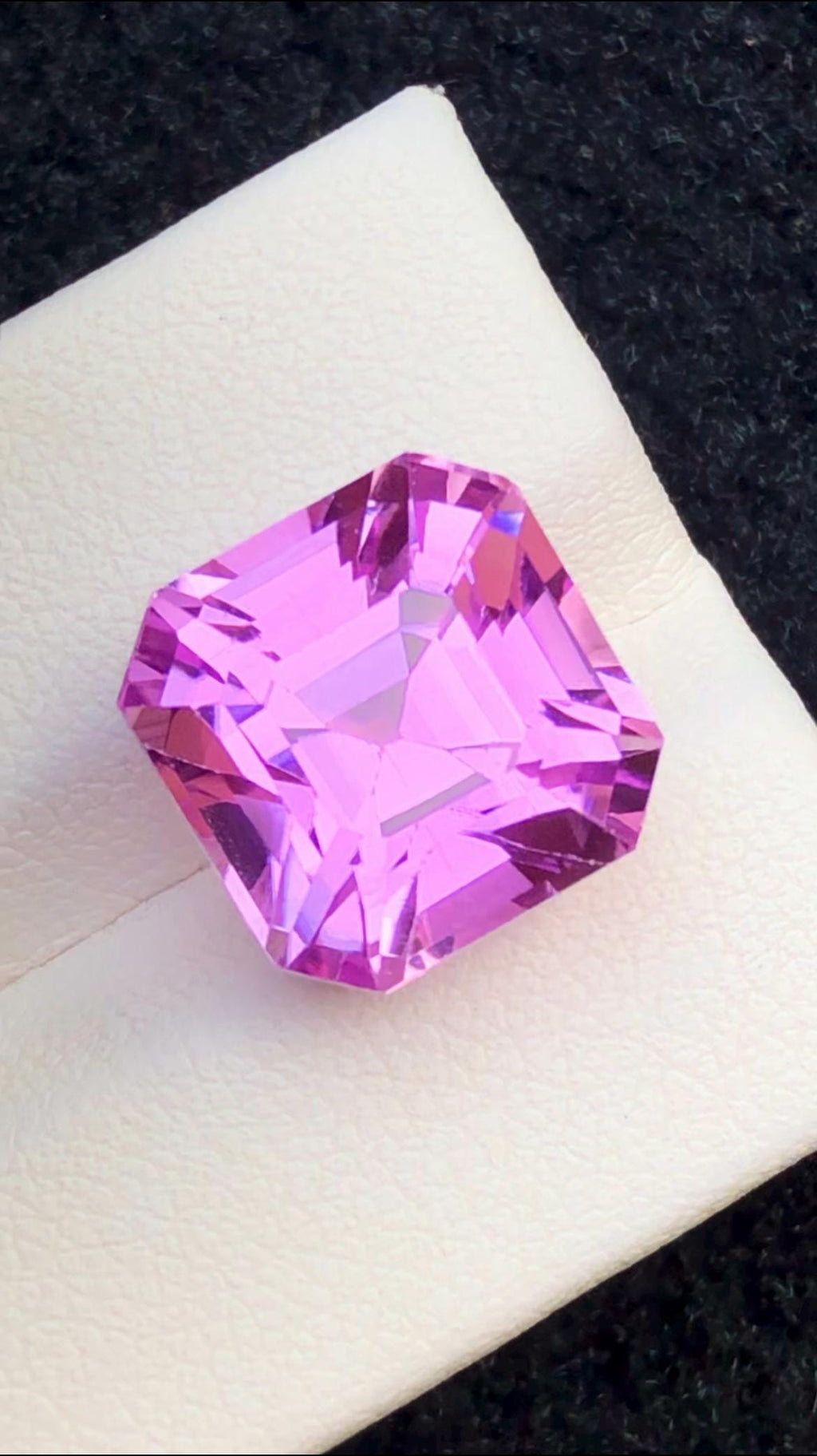 Pink Kunzite 14.30 carats Emerald Cut – Afghanistan Origin