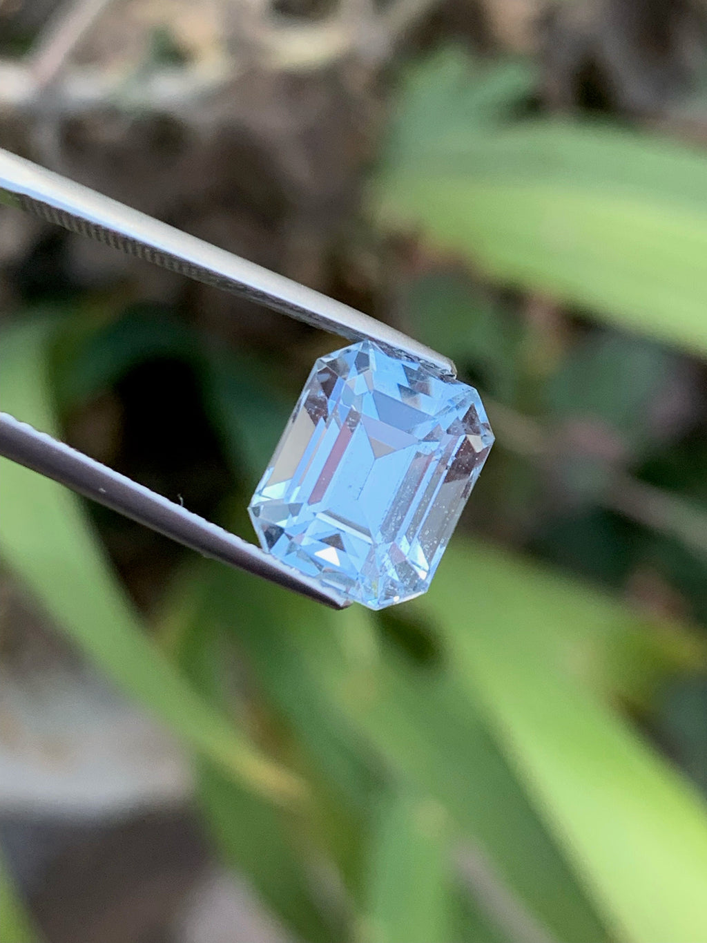 Santa Maria Aquamarine Gemstone: 5.5 CT Emerald Cut Loose Stone