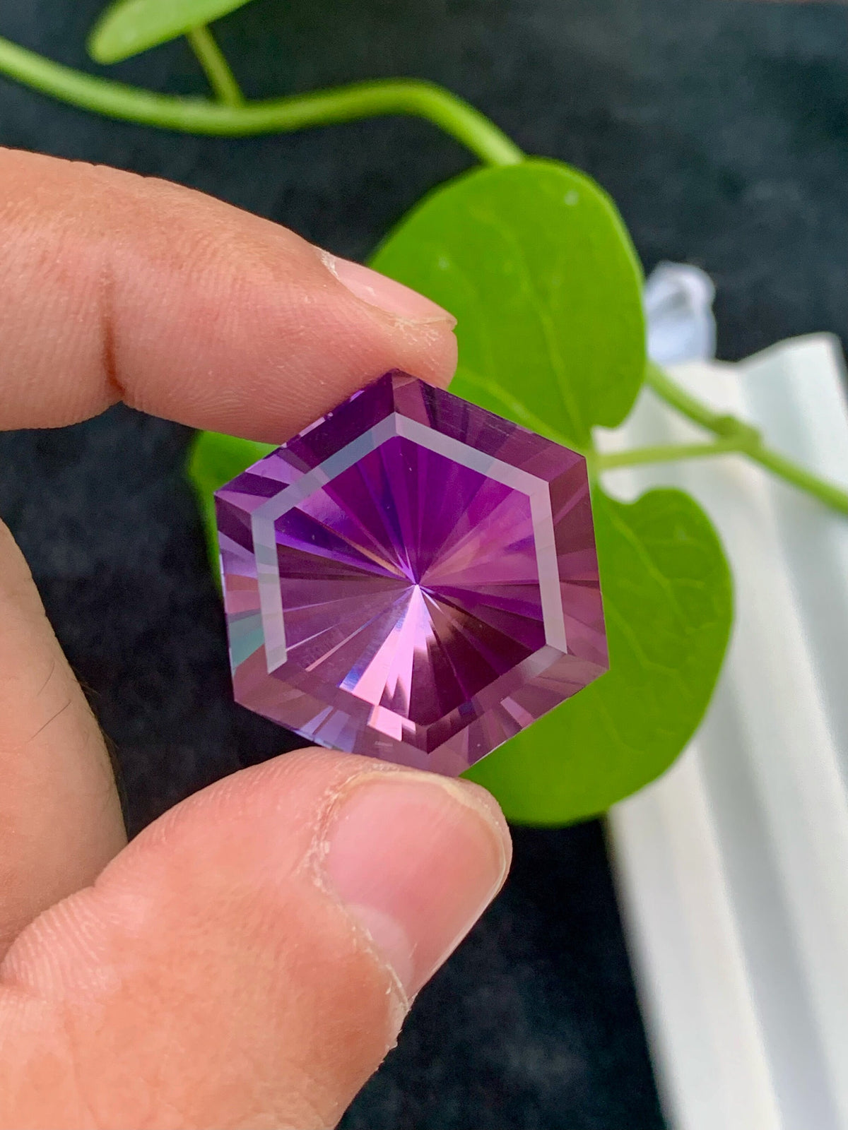 Pink Purple Amethyst Gemstone: 52.00 CT Fancy Cut Stone