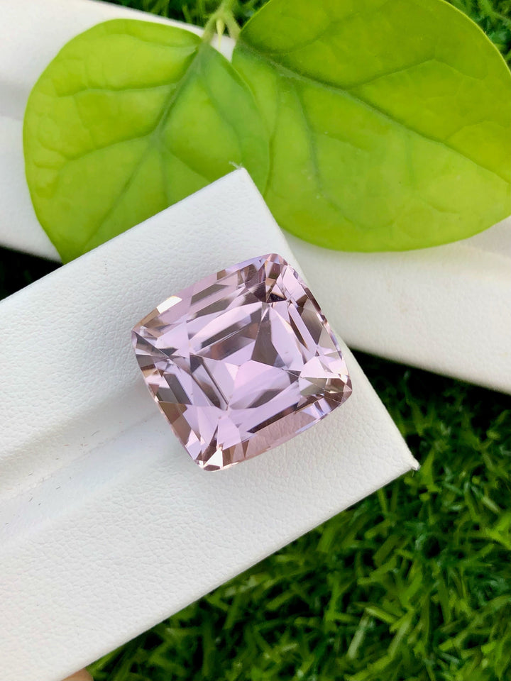 Reddish Pink Kunzite Gemstone: 31.40 CT Faceted Cushion Cut