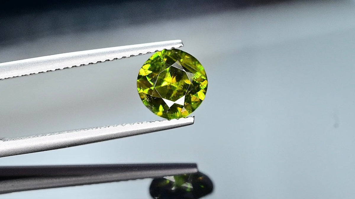 Natural Sphene Gemstone, Diamond Round Cut Ring\Jewelry Size Loose Gemstone. 1.50 Carats