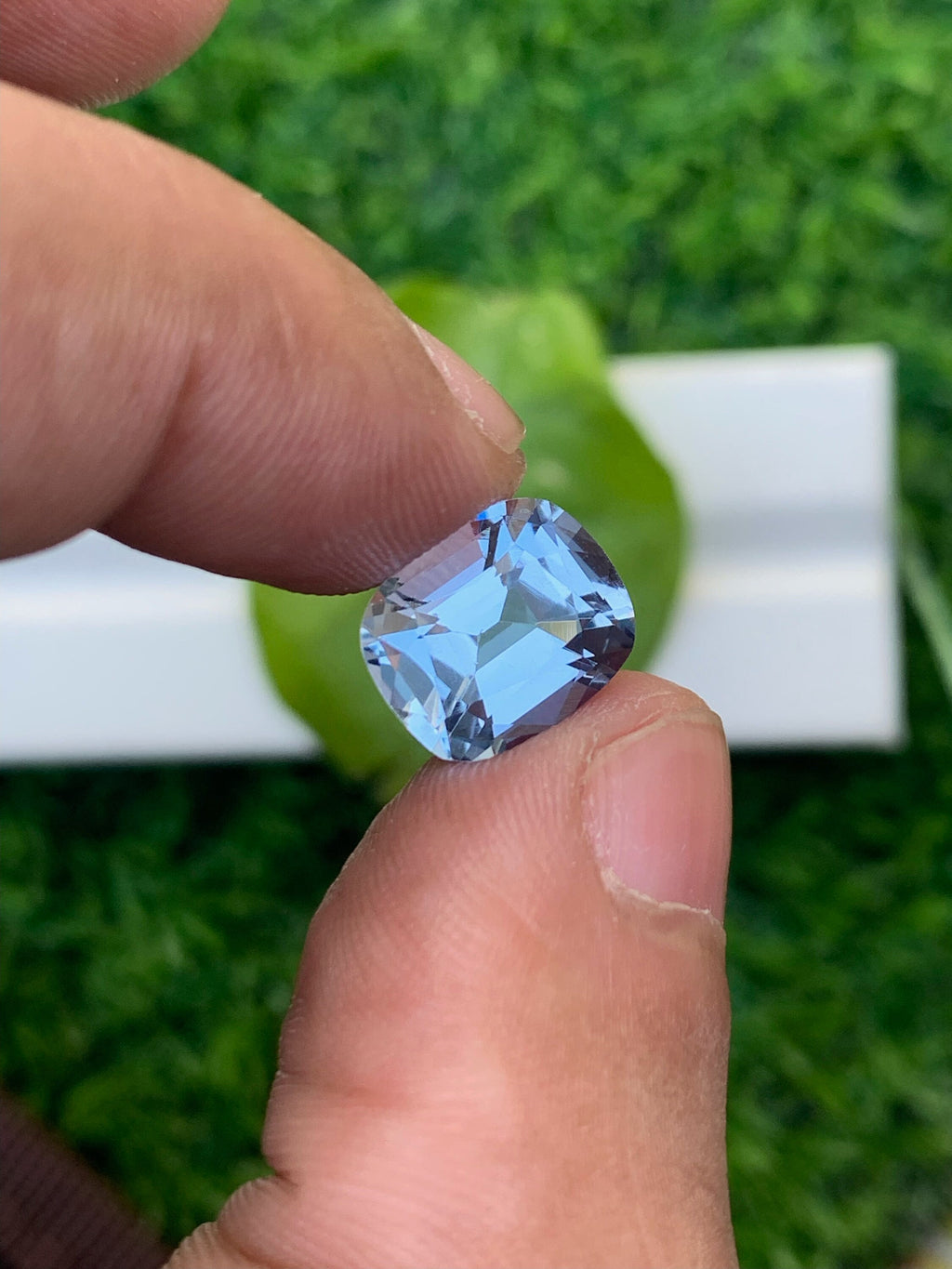 Santa Maria Aquamarine Gemstone: 3.85 CT Deep Blue Cushion Cut