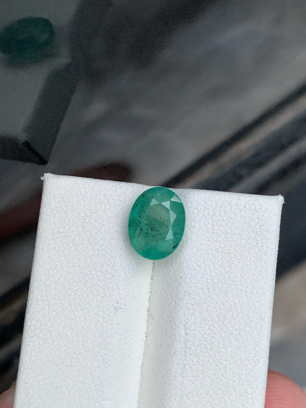 Zambia Emerald Gemstone: Natural Oval Cut, 2.90 CT Loose Stone