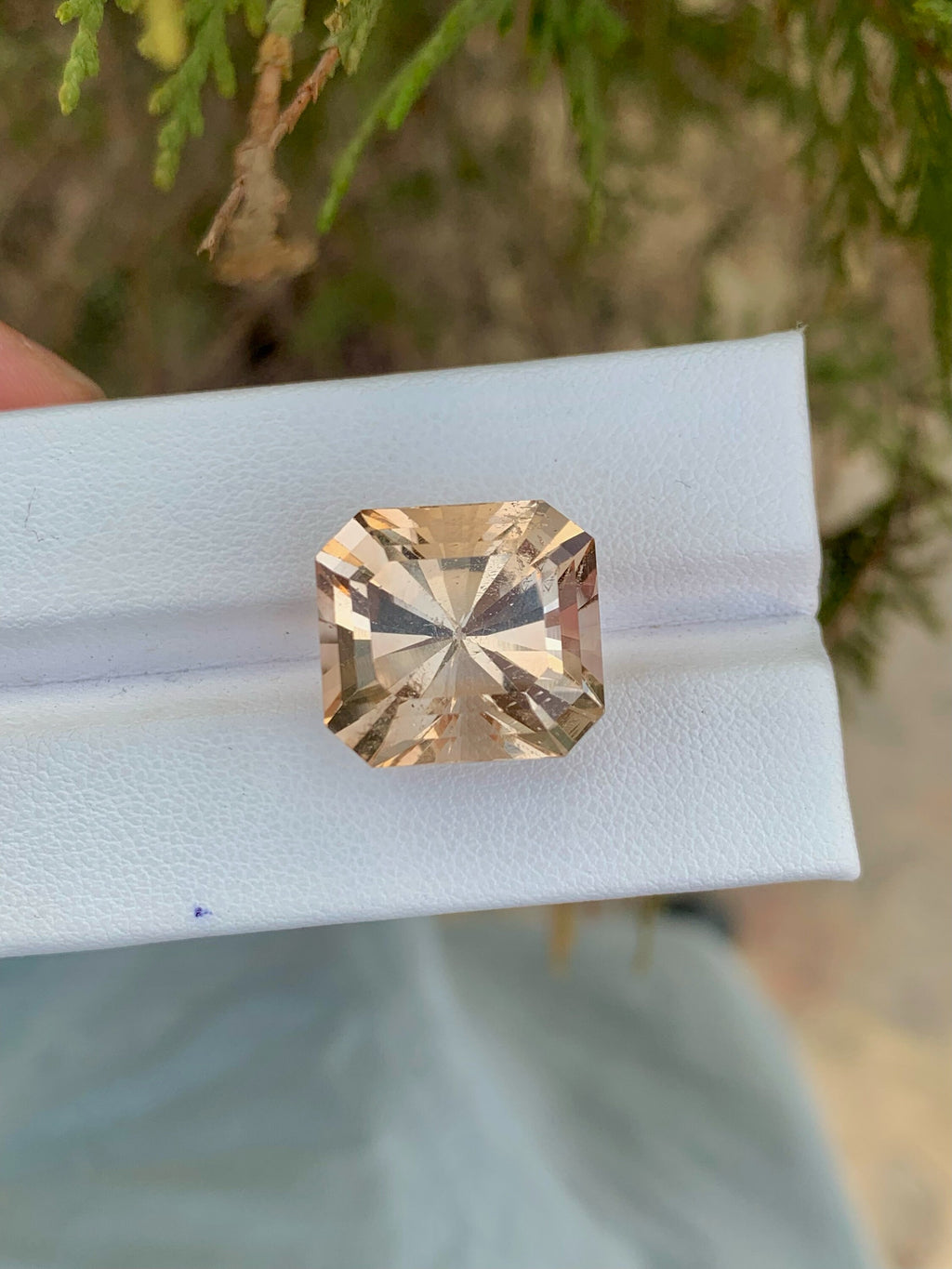 Faceted Yellow Topaz Gemstone: Fancy Cut Loose Stone, 24.45 CT