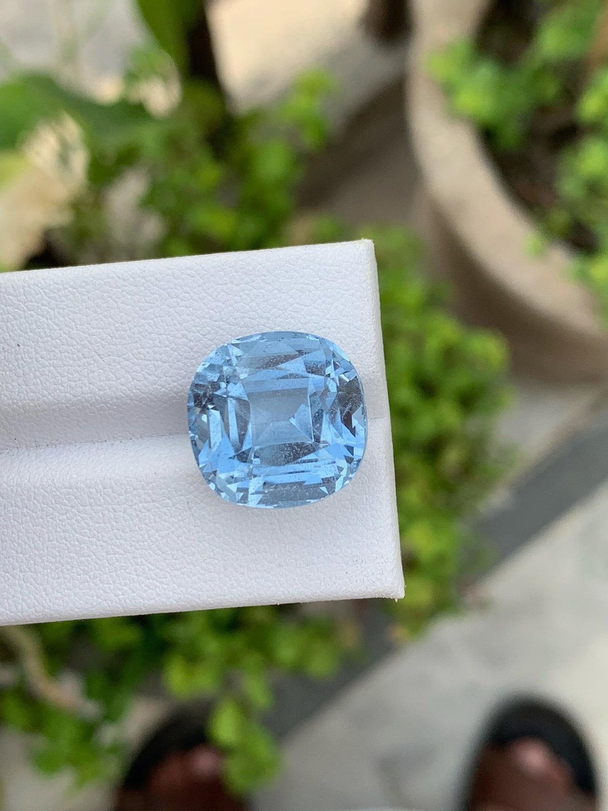 Santa Maria Aquamarine Beryl Gemstone: 17.75 Carat Cushion Cut