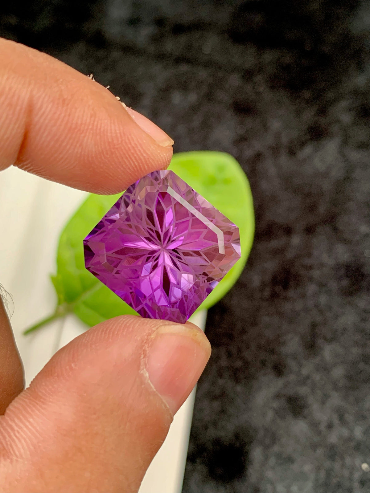 Deep Purple Amethyst Stone: 28.90 CTS, Square Asscher Cut Gem