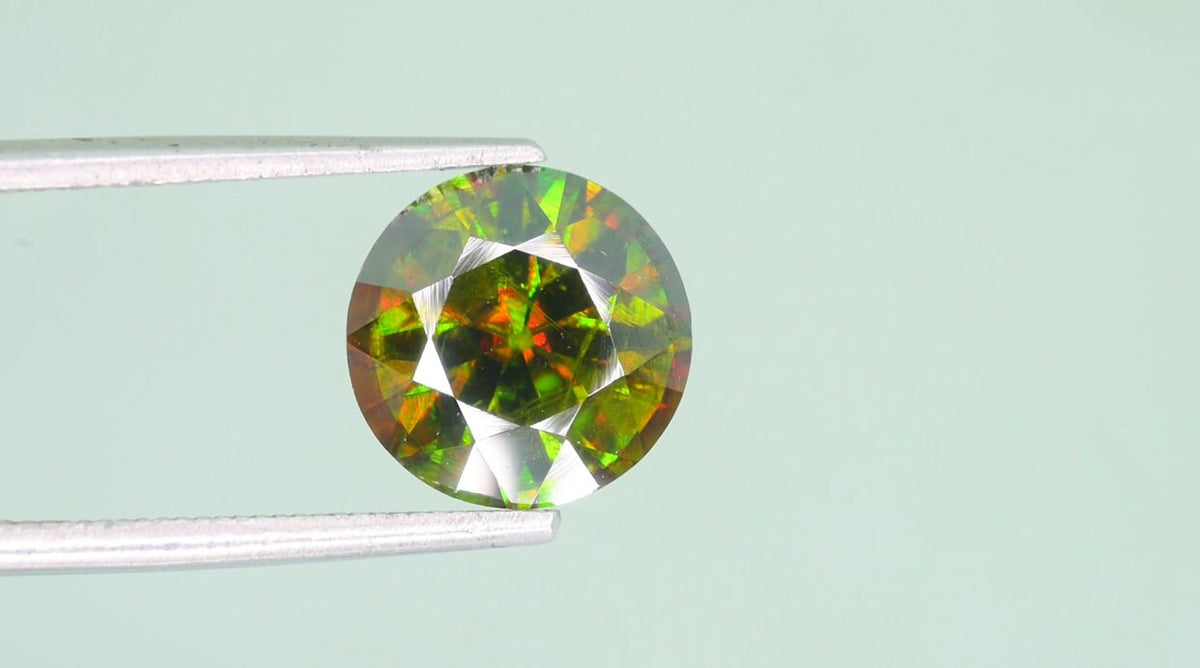 Green Sphene Gemstone: 1.6 CT Round Cut Jewelry Stone