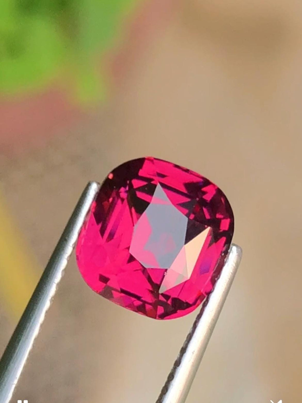 Rhodolite Garnet 4.05ct Cushion Cut – Certified Raspberry-Tone Tanzanian Gemstone