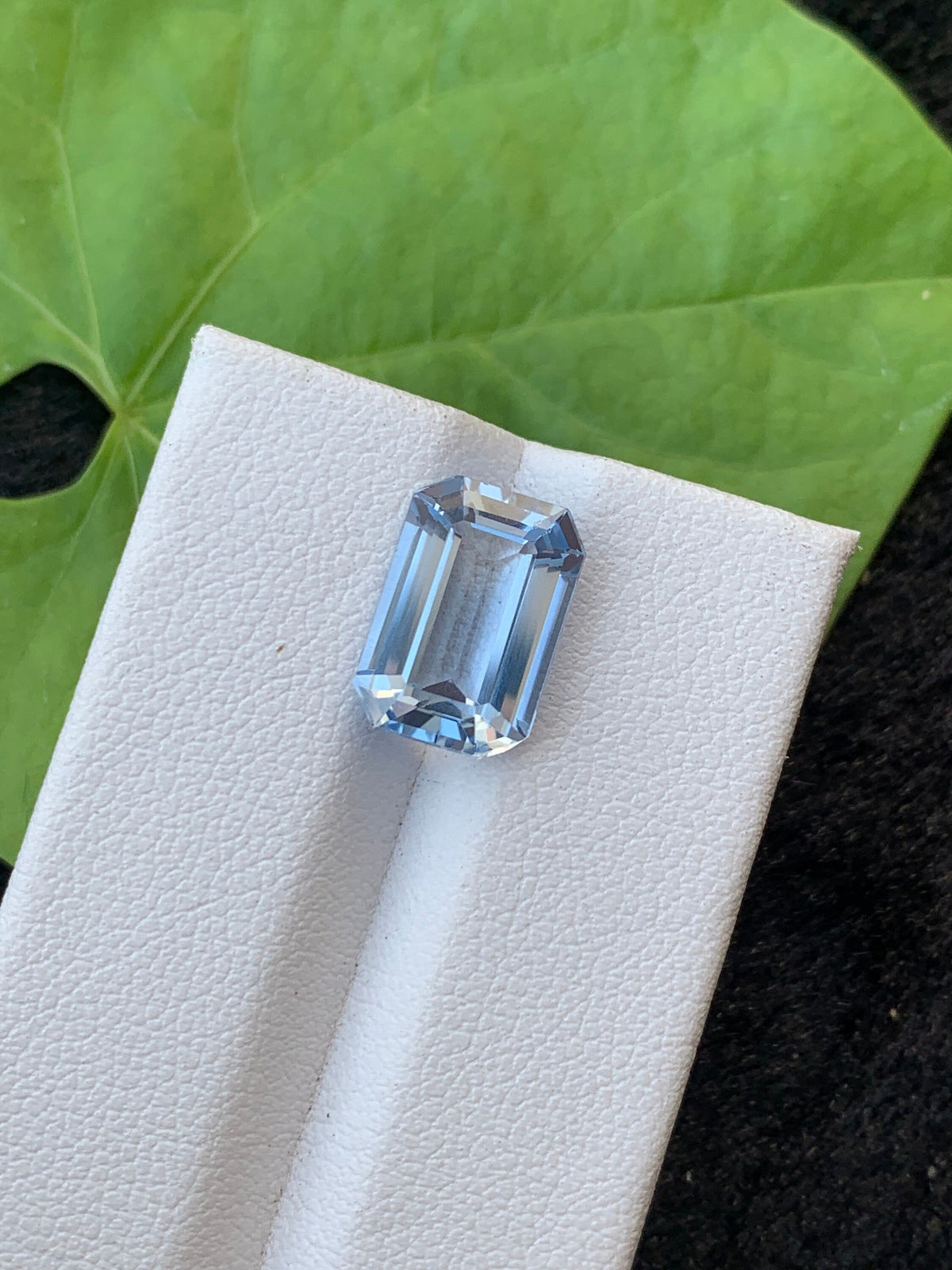 Santa Maria Aquamarine Gemstone: Emerald Cut, 4.2 Carat Loose Stone